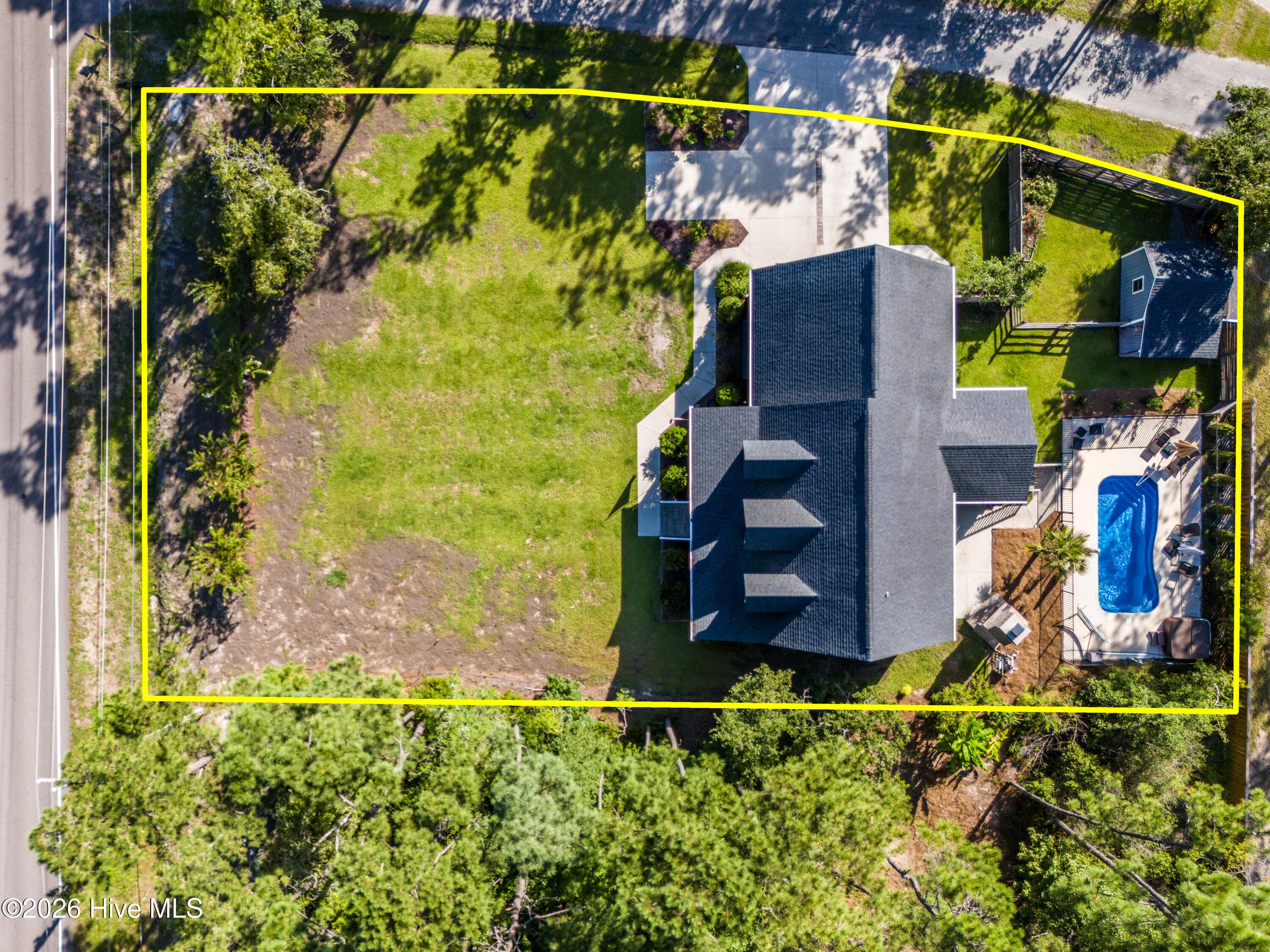 Single Family Residence at 2005 Country Club Drive, Hampstead, NC 28443, photo 58 of 66