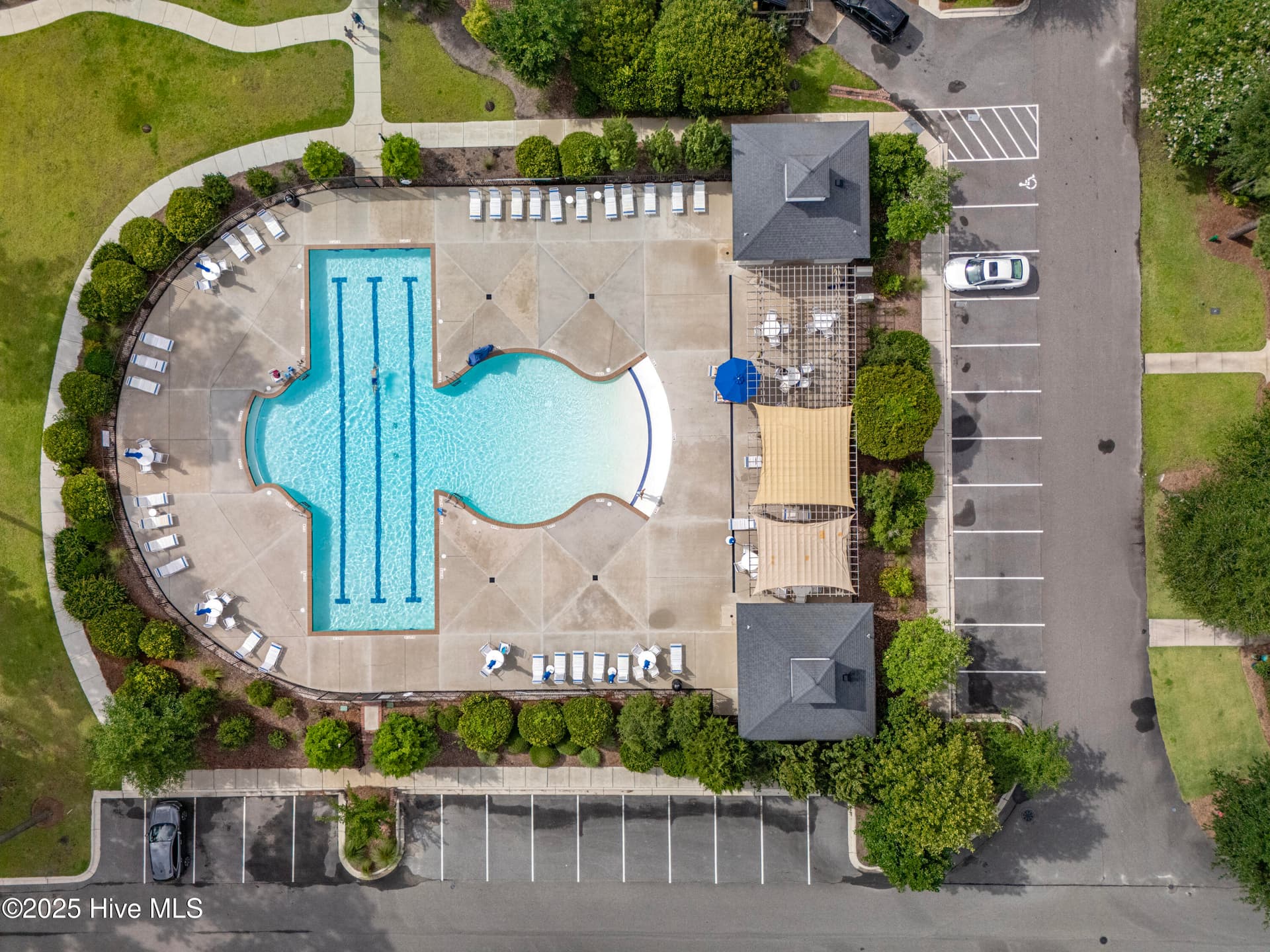 Community pool - 3623 White Cliffs Drive, Castle Hayne, NC 28429