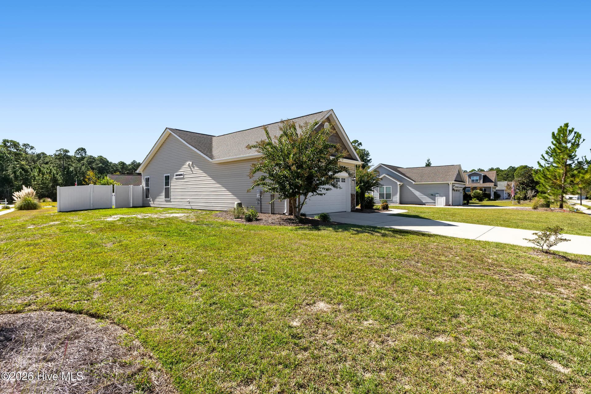 Single Family Residence at 7 Edinburgh Drive, Shallotte, NC 28470, photo 3 of 30