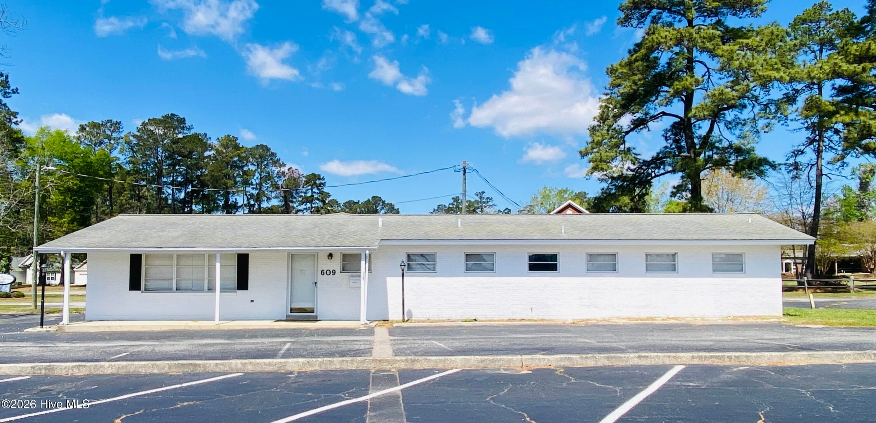 609 Jefferson Street, Whiteville, NC 28472