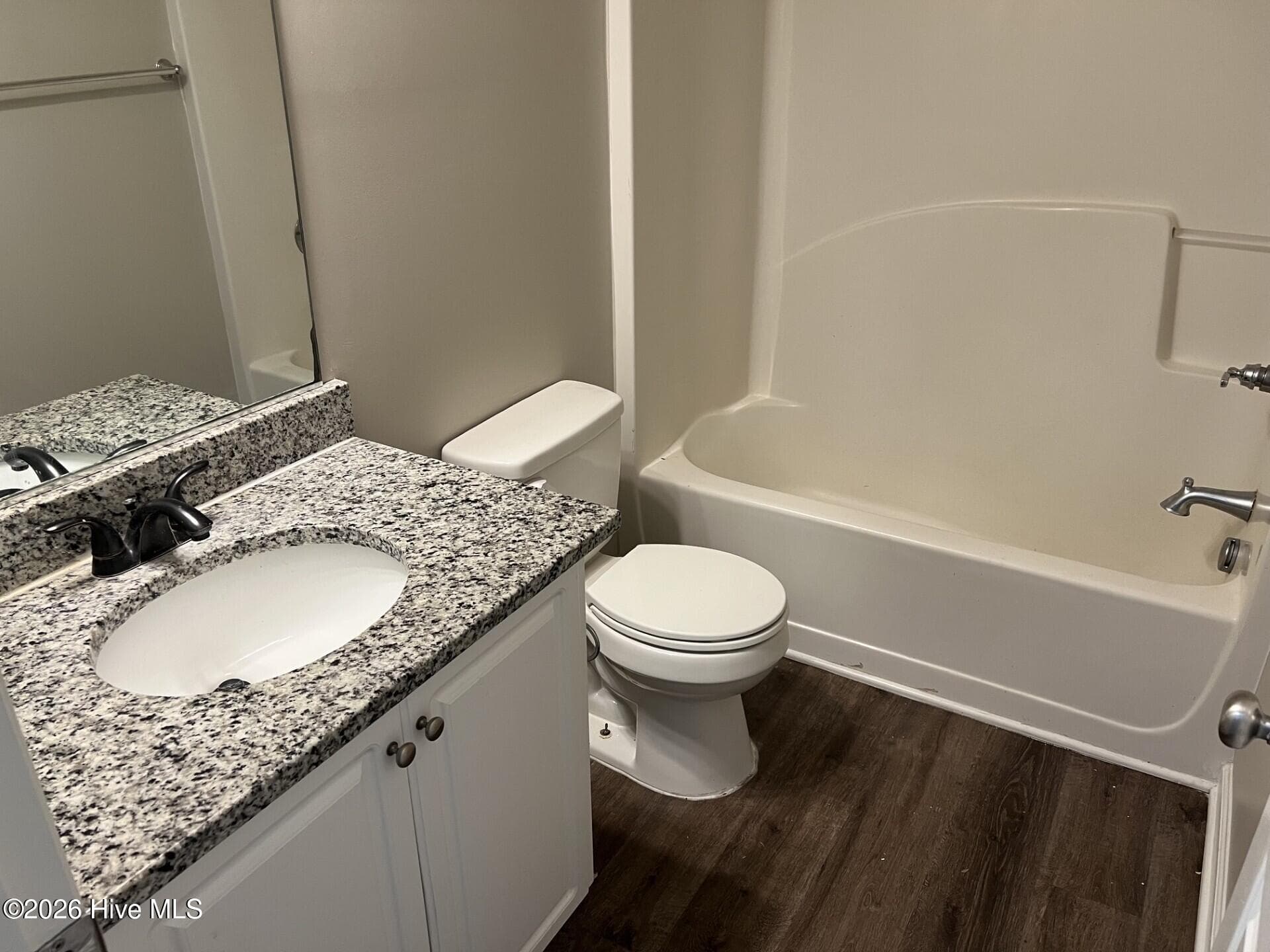 Bath #2 - 1119 Hunters Cove, Evans, GA 30809