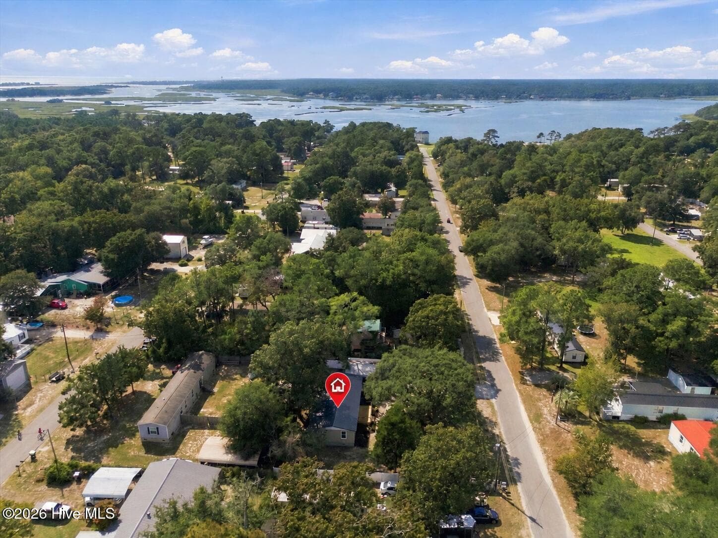 Manufactured Home at 621 Harbor Drive SE, Bolivia, NC 28422, photo 7 of 46