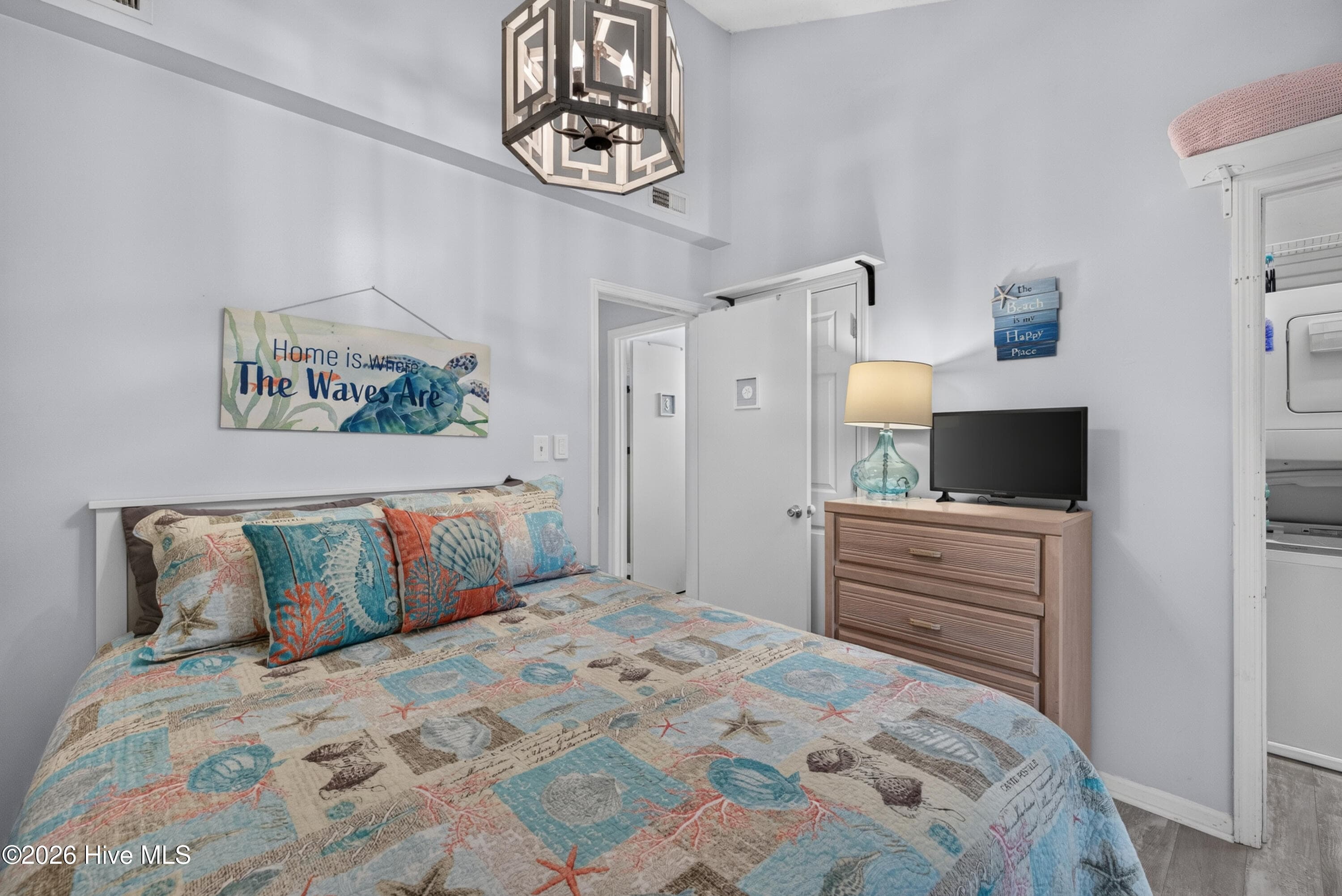 2nd bedroom - 301 Bay Circle, North Topsail Beach, NC 28460