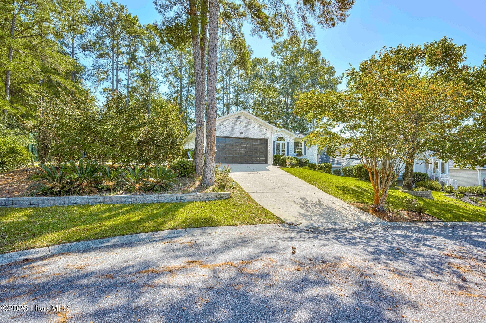 Single Family Residence at 16 Woodhill Place, Aiken, SC 29803, Aiken, photo 3 of 51