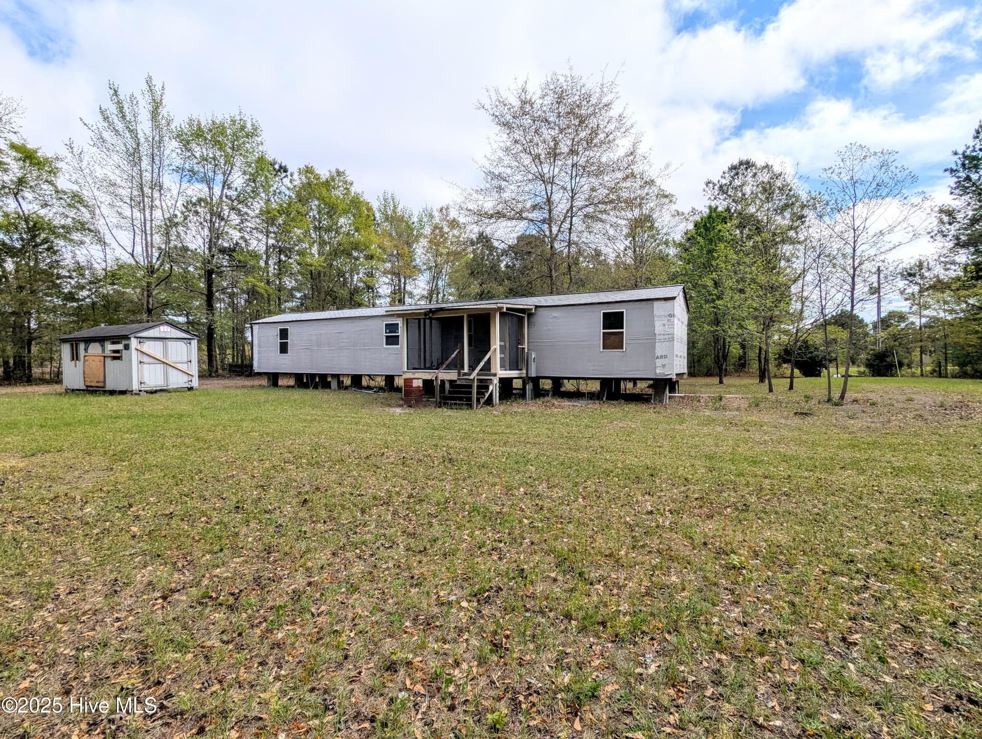116 Branch Drive, Burgaw, NC 28425