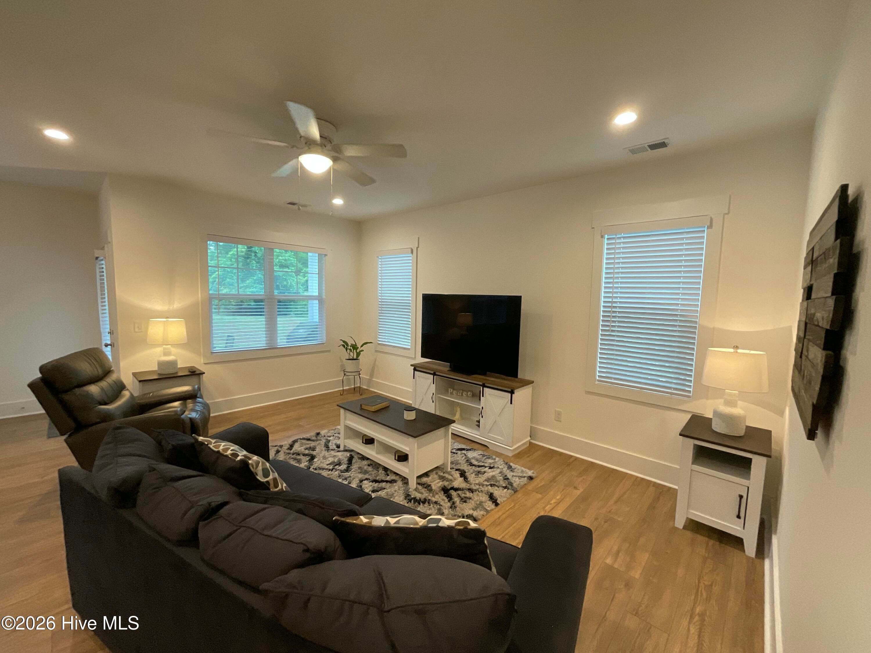 Single Family Residence at 1425 Eco Circle, Wilmington, NC 28409, photo 23 of 34