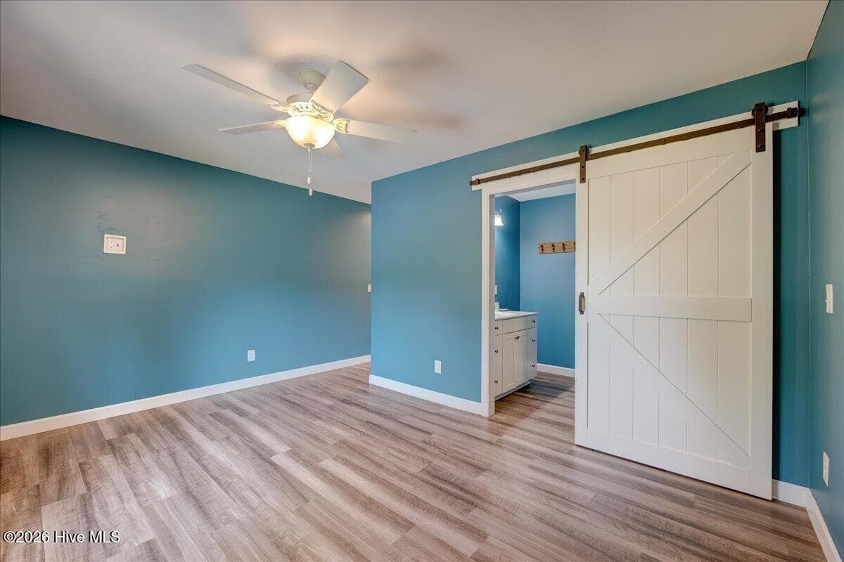 Single Family Residence at 5724 Gondolier Drive, New Bern, NC 28560, New Bern, photo 32 of 59
