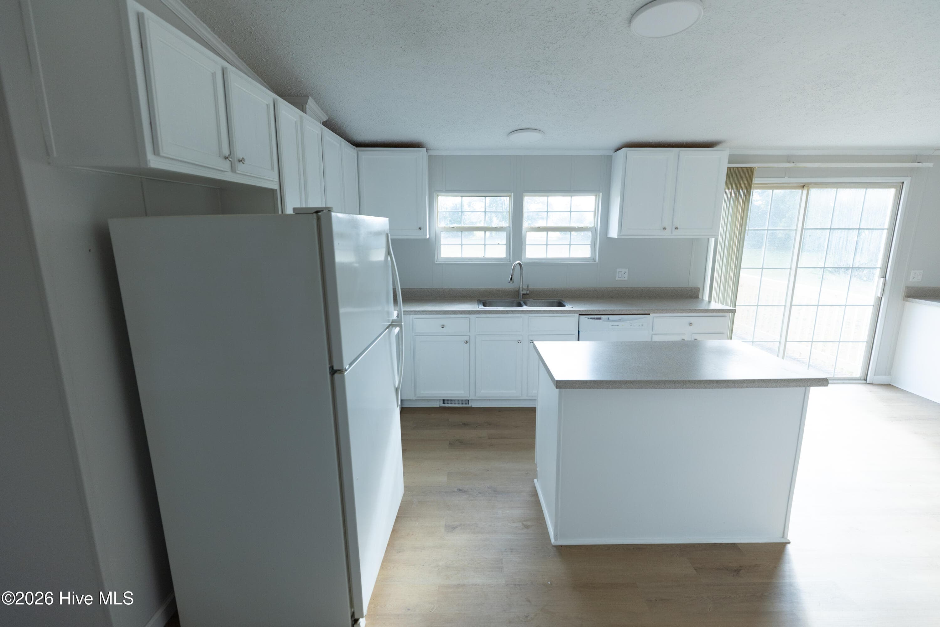 Manufactured Home at 5105 Zulas Place S, Wilson, NC 27893, Wilson, photo 17 of 40