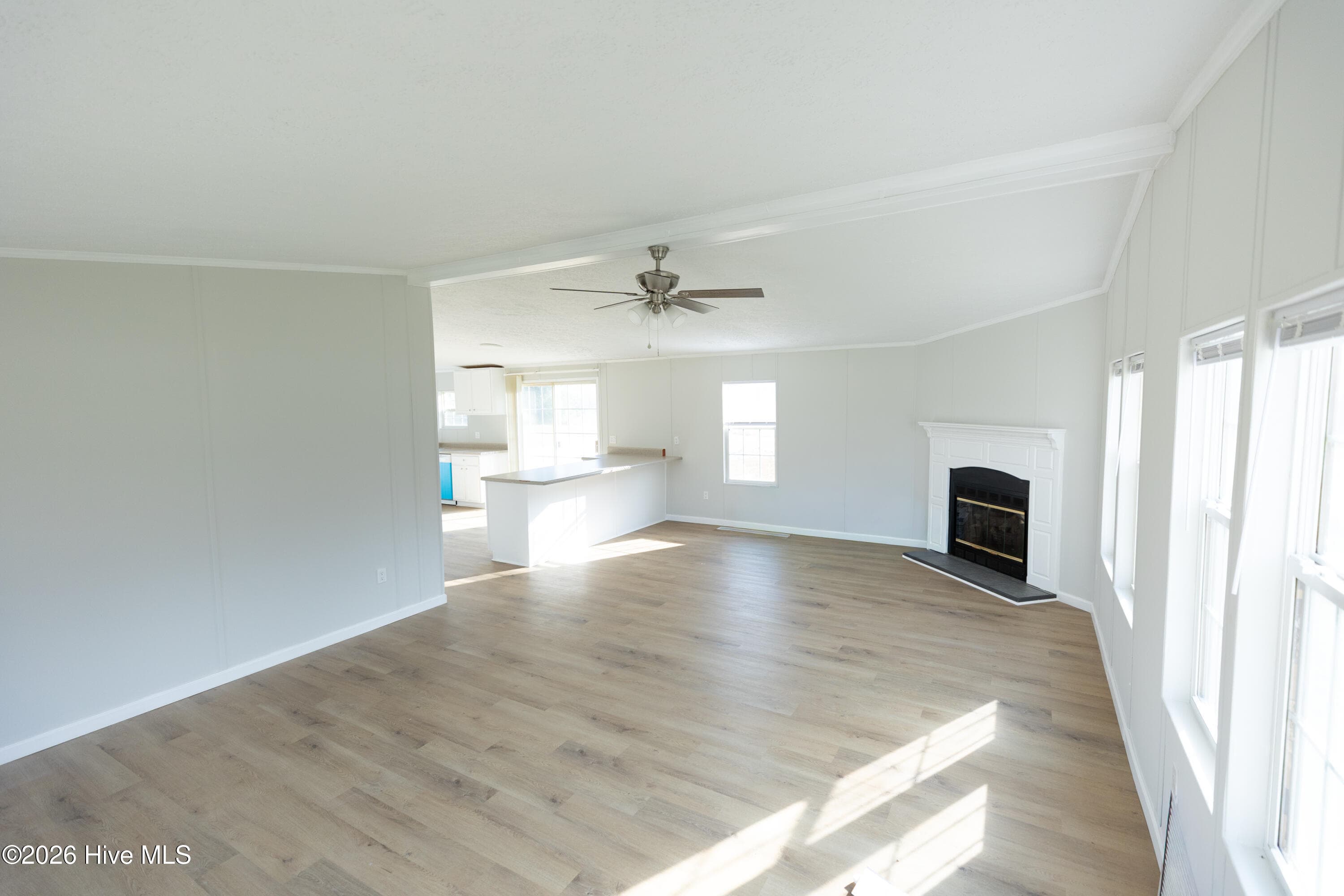 Manufactured Home at 5105 Zulas Place S, Wilson, NC 27893, Wilson, photo 11 of 40