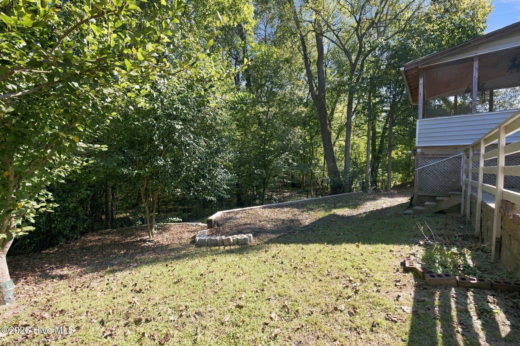 Single Family Residence at 3910 Yarmouth Road, New Bern, NC 28562, photo 37 of 40