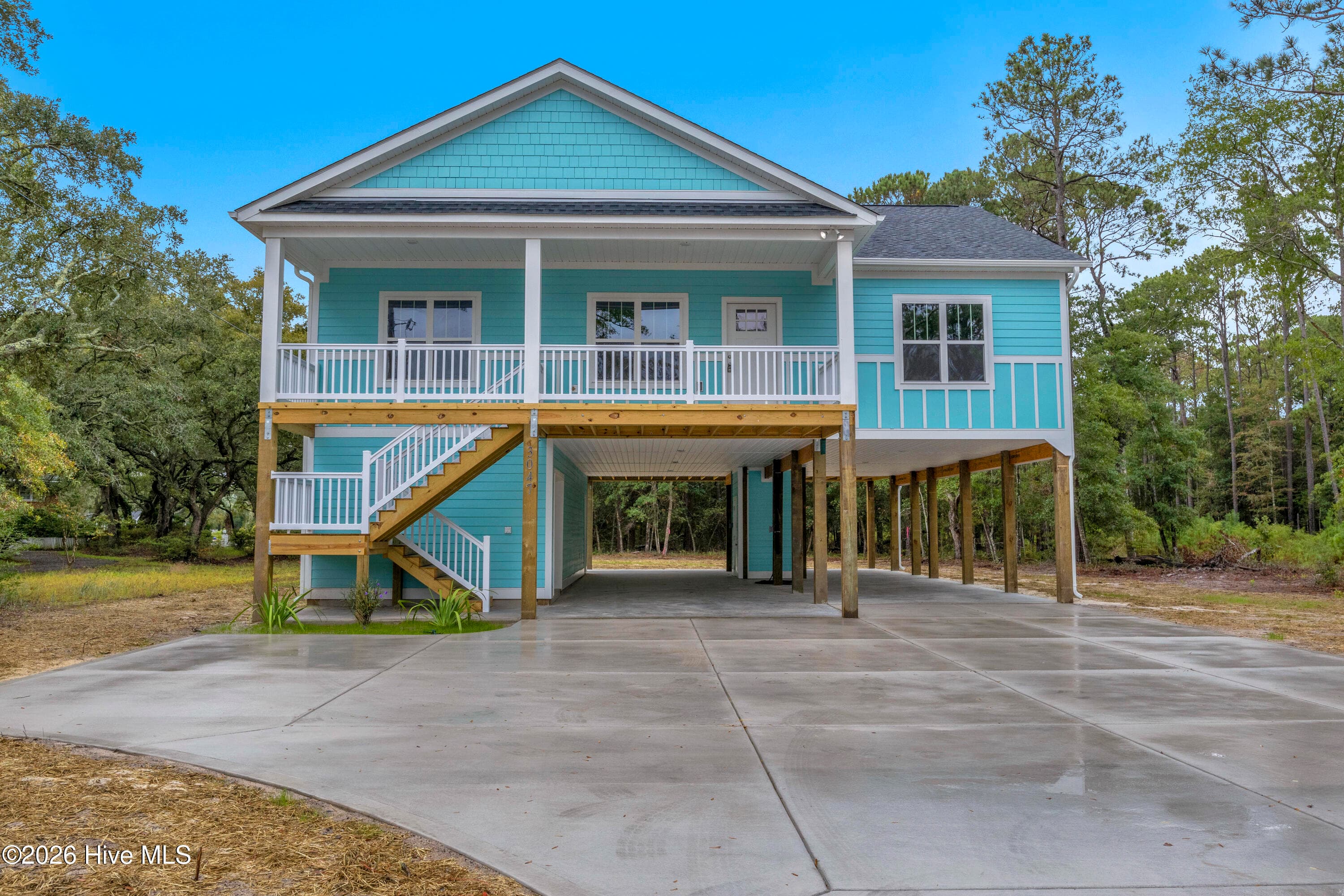Single Family Residence at 3047 Old Ferry Road SW, Supply, NC 28462, photo 3 of 75