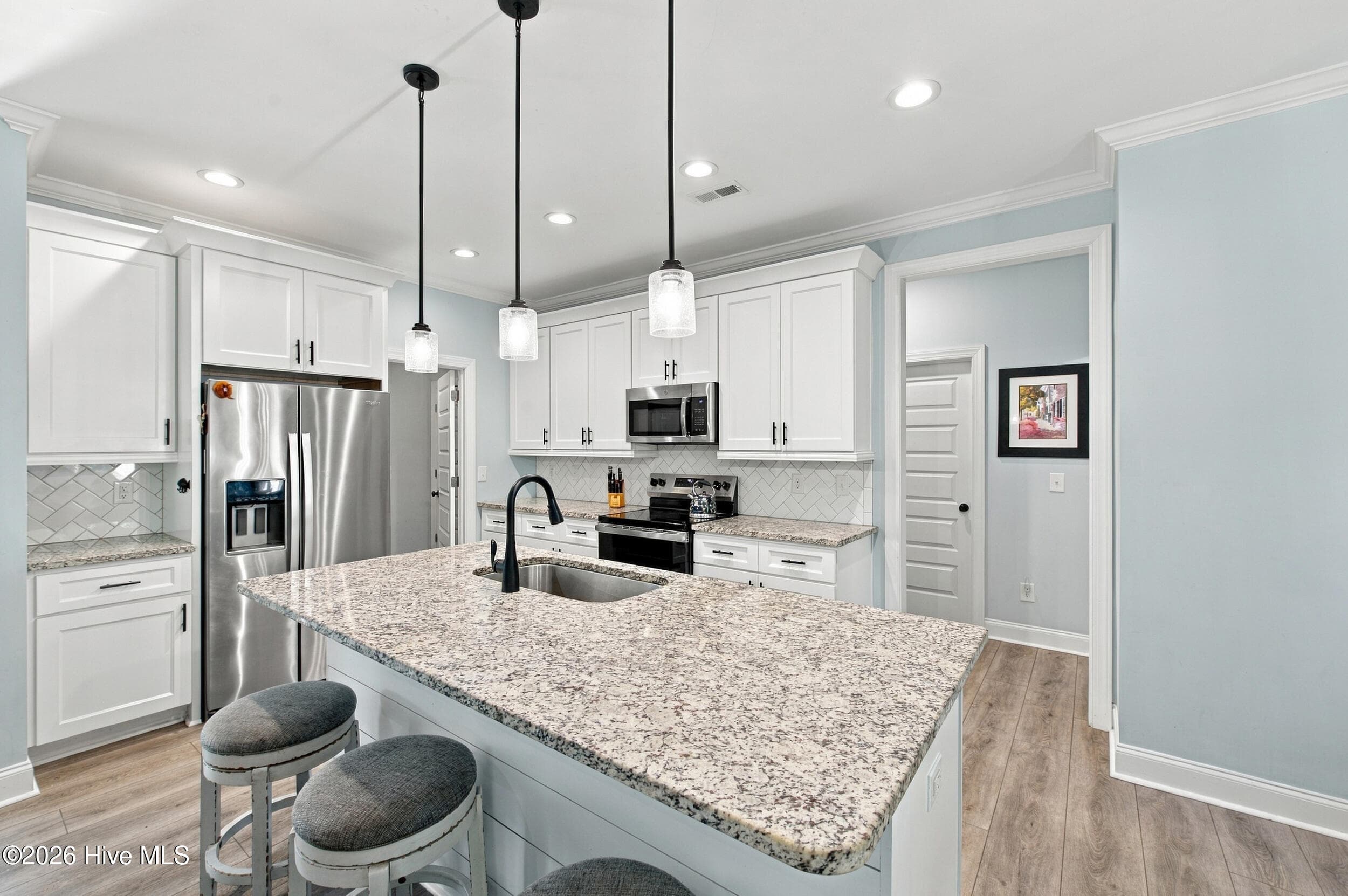 Single Family Residence at 126 Pebble Beach Drive, Hampstead, NC 28443, photo 13 of 54