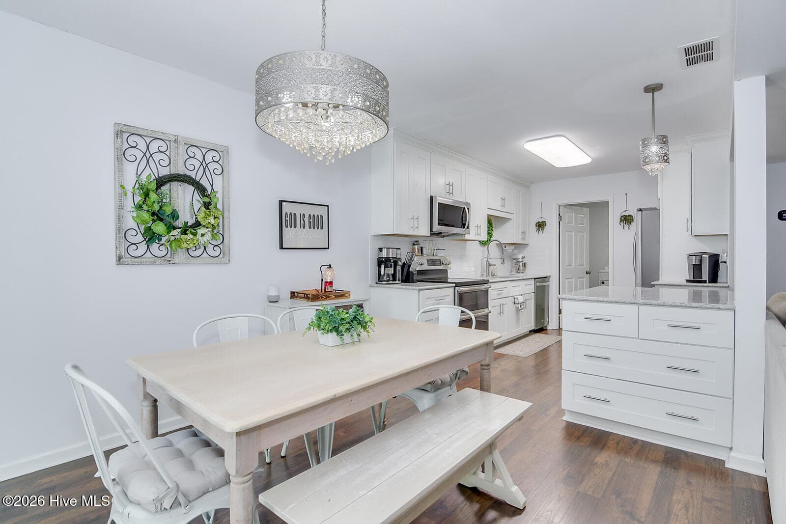 Dining area - 850 Wimbledon Drive, Augusta, GA 30909