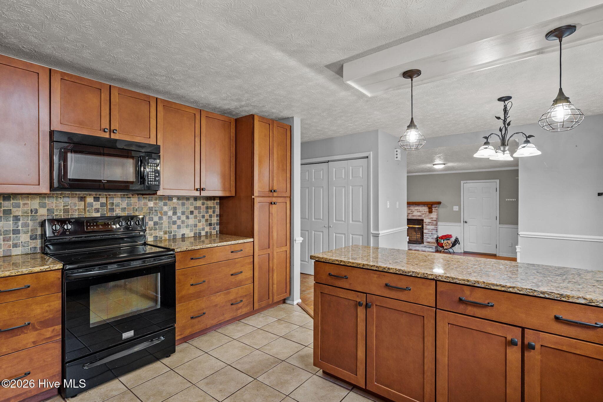 Single Family Residence at 215 Canterbury Road, Southern Pines, NC 28387, photo 2 of 3