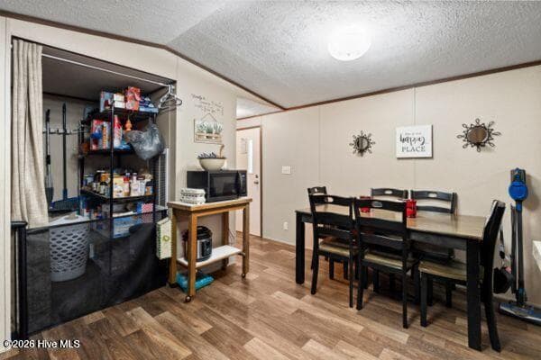 348 Murray Turner Farm Road, Burgaw, NC 28425