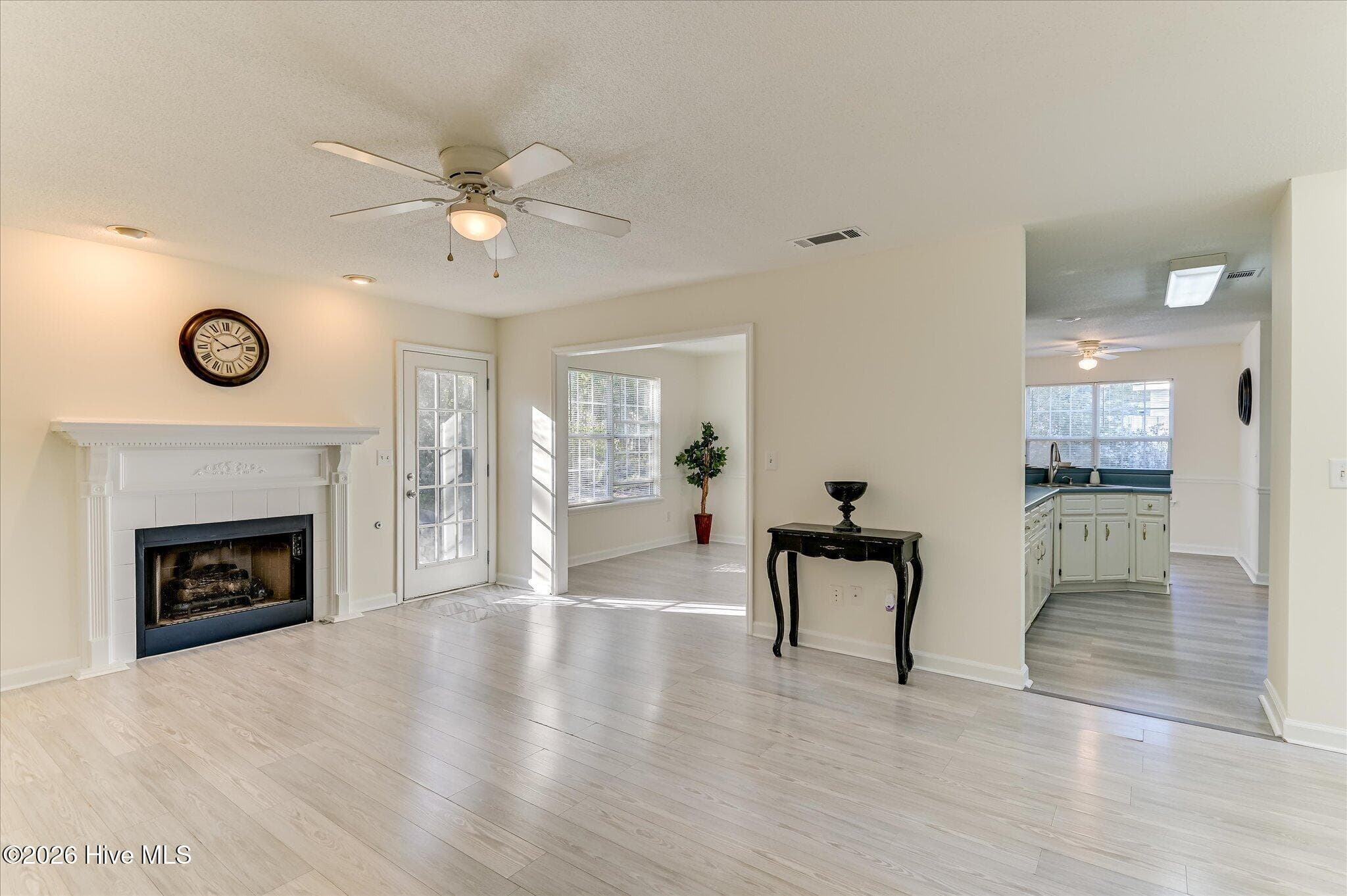 Single Family Residence at 5291 Silver Fox Way, North Augusta, SC 29841, photo 10 of 33