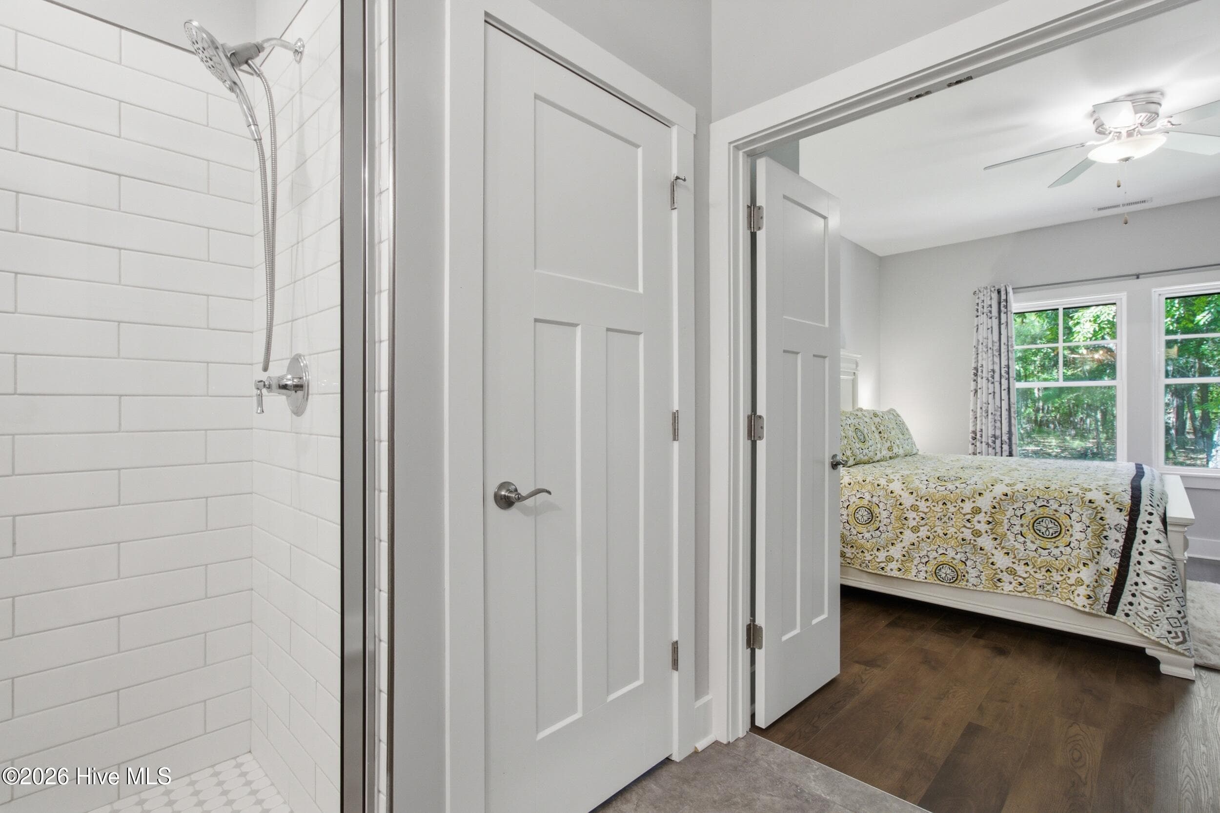 Owners Bathroom - 1207 Barkentine Drive, New Bern, NC 28560