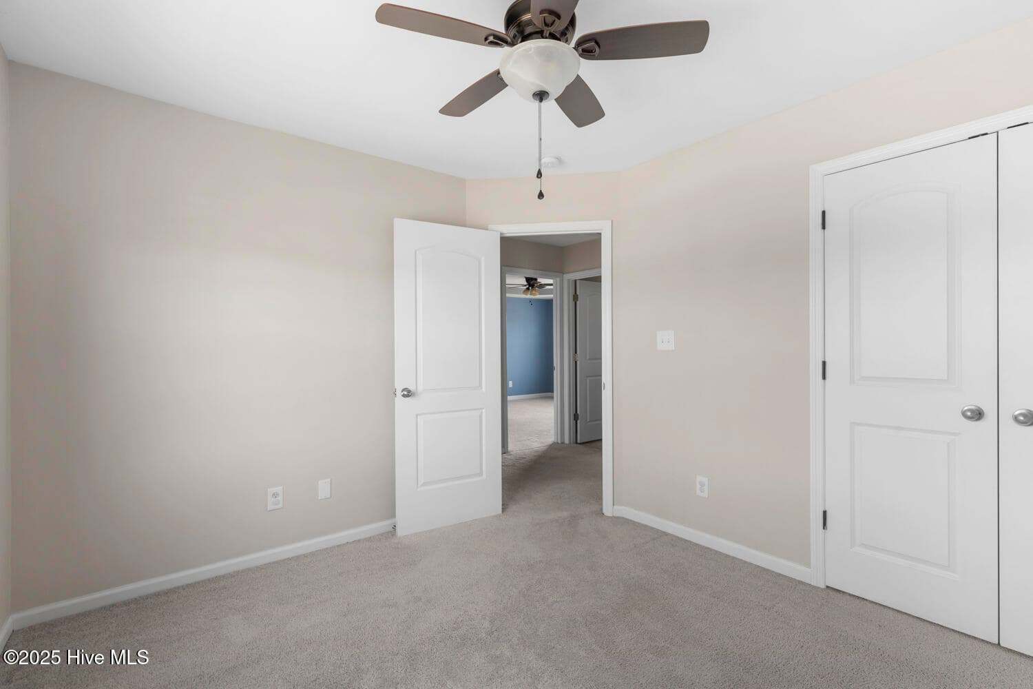 Single Family Residence at 405 Duncan Drive S, Richlands, NC 28574, photo 23 of 34