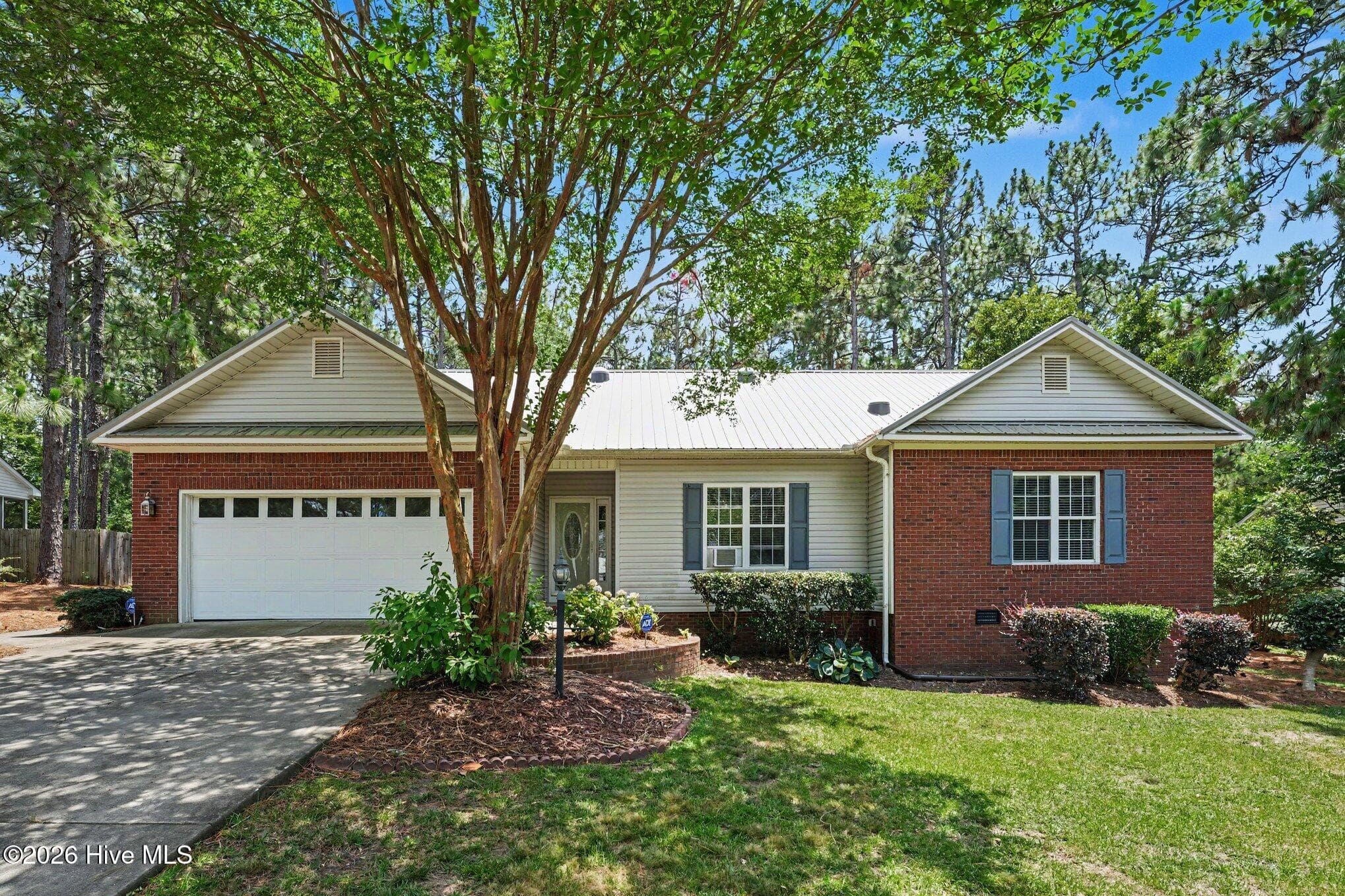 Single Family Residence at 107 Michael Lane, Aberdeen, NC 28315
