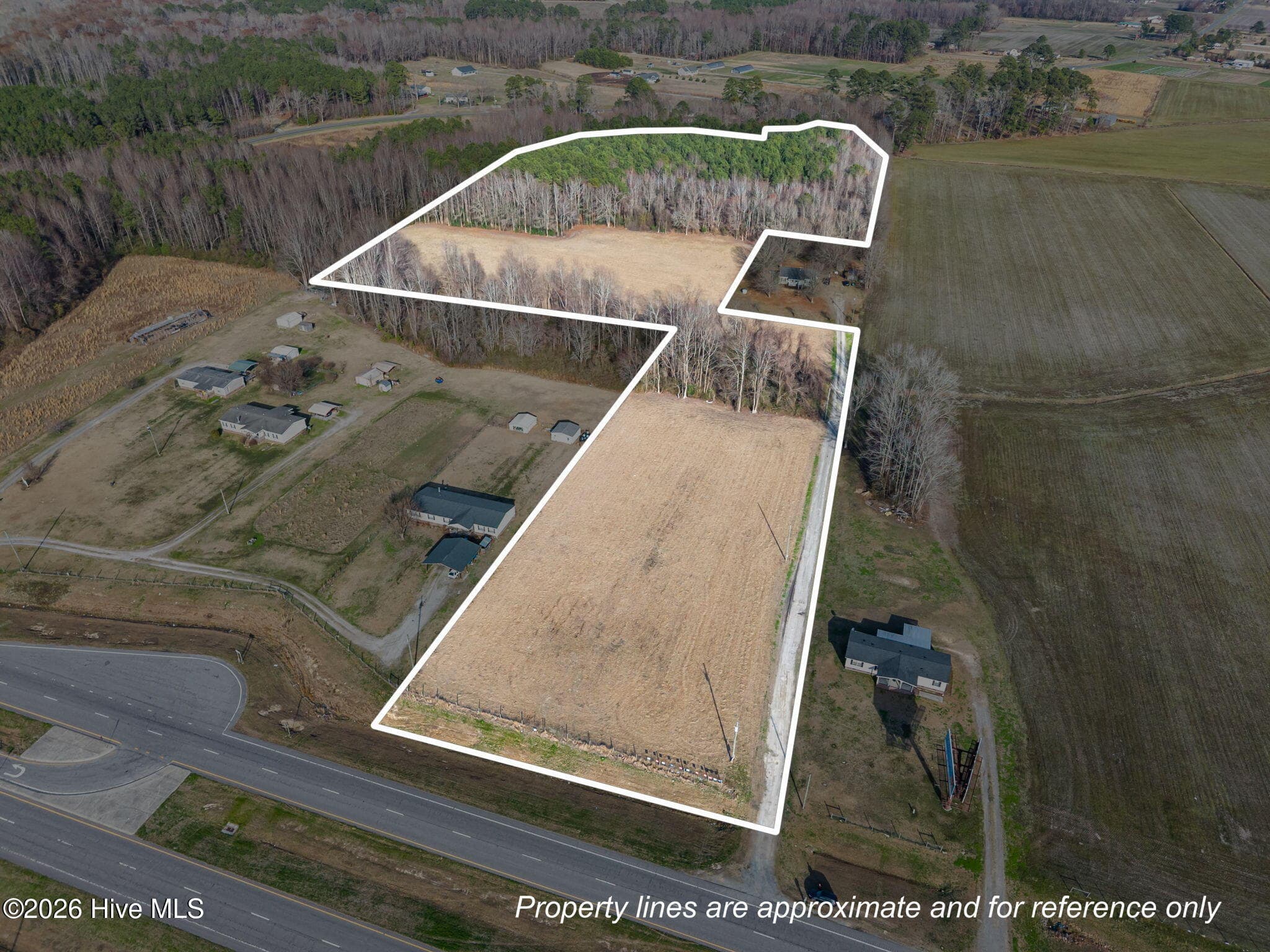 5238 Us 17 Highway N, Washington, NC 27889
