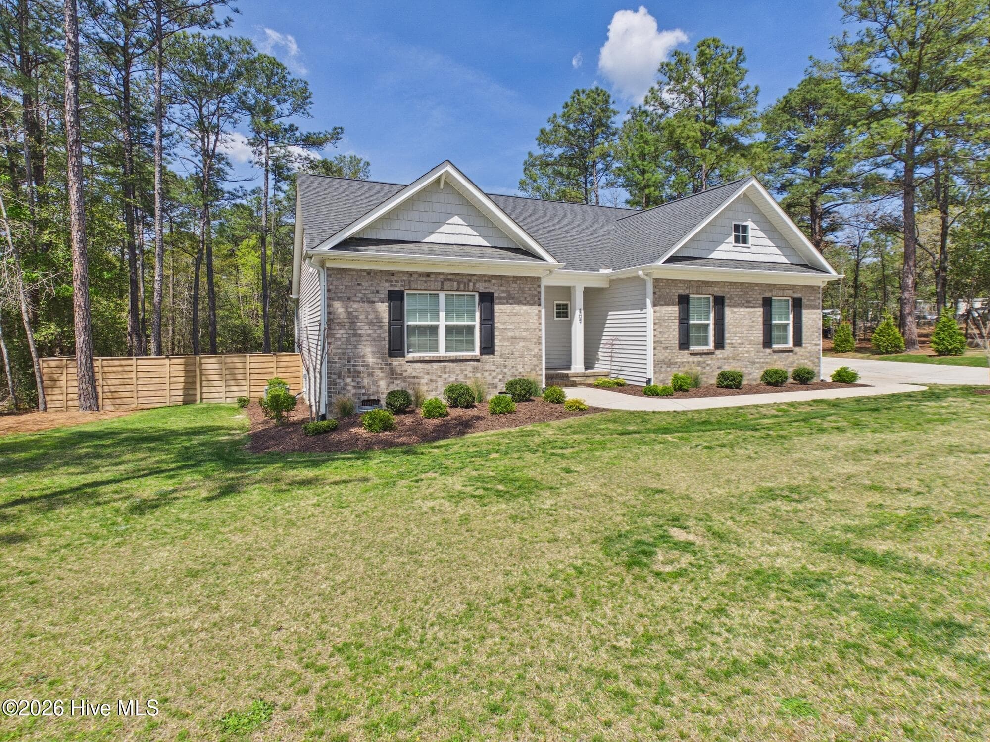 Single Family Residence at 409 Piney Oak Drive, Carthage, NC 28327, photo 4 of 61