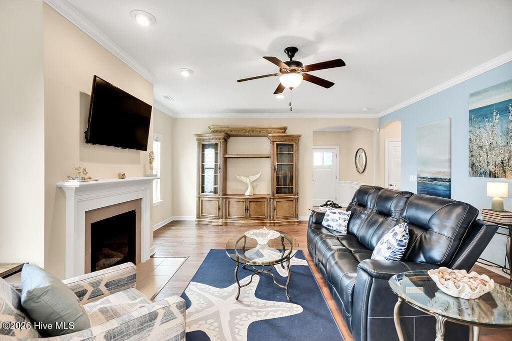 Single Family Residence at 7091 Muskerry Way, Leland, NC 28451, photo 9 of 107