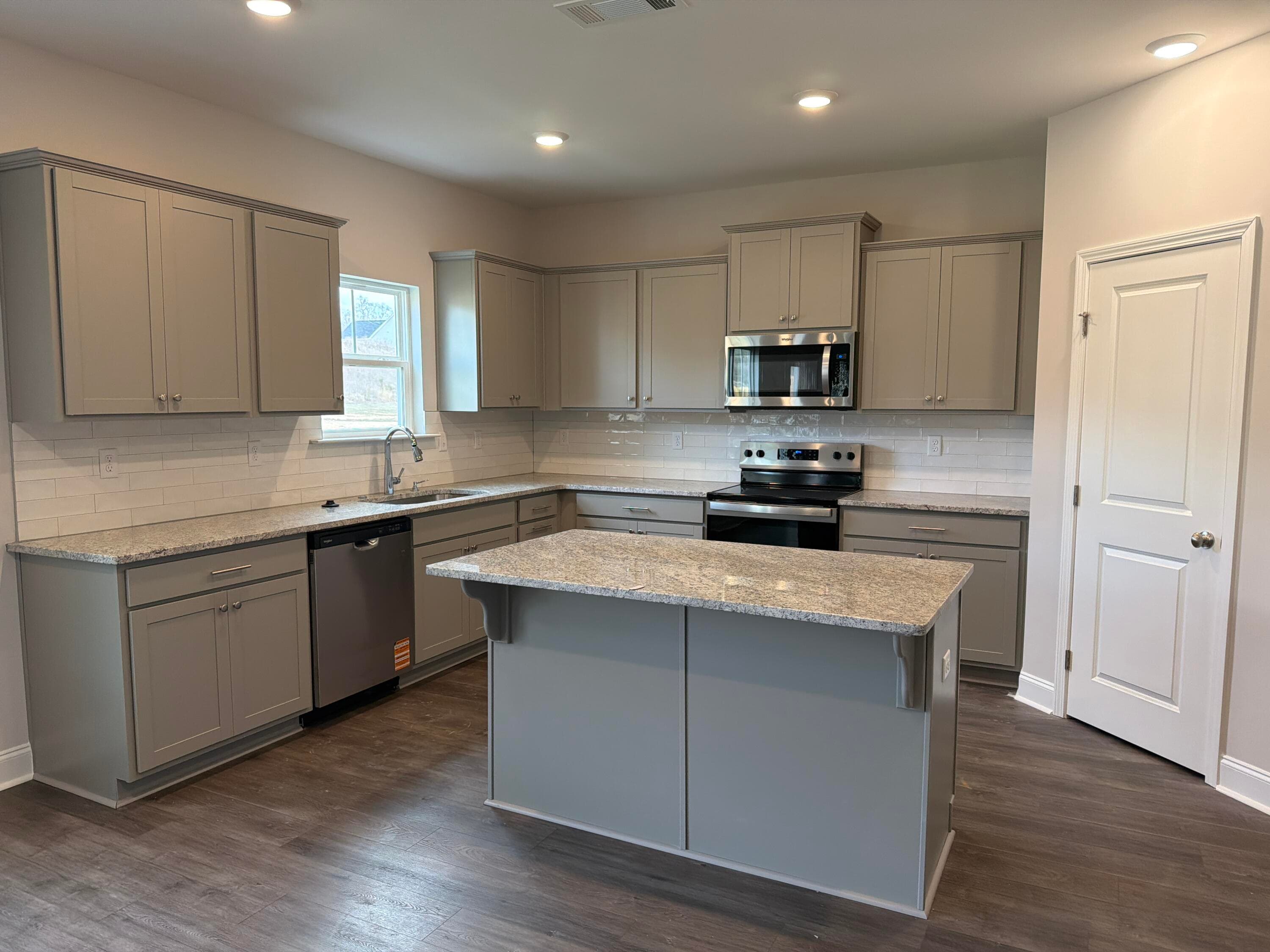 Single Family Residence at 1320 Elias Station, Thomson, GA 30824, photo 7 of 19