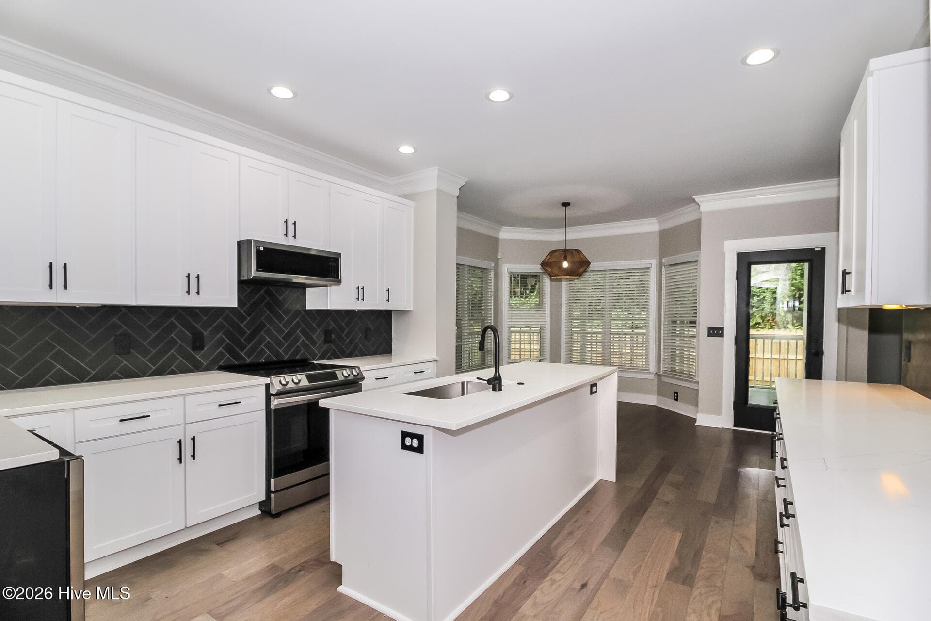 Single Family Residence at 1604 Sound Watch Drive, Wilmington, NC 28409, photo 24 of 39