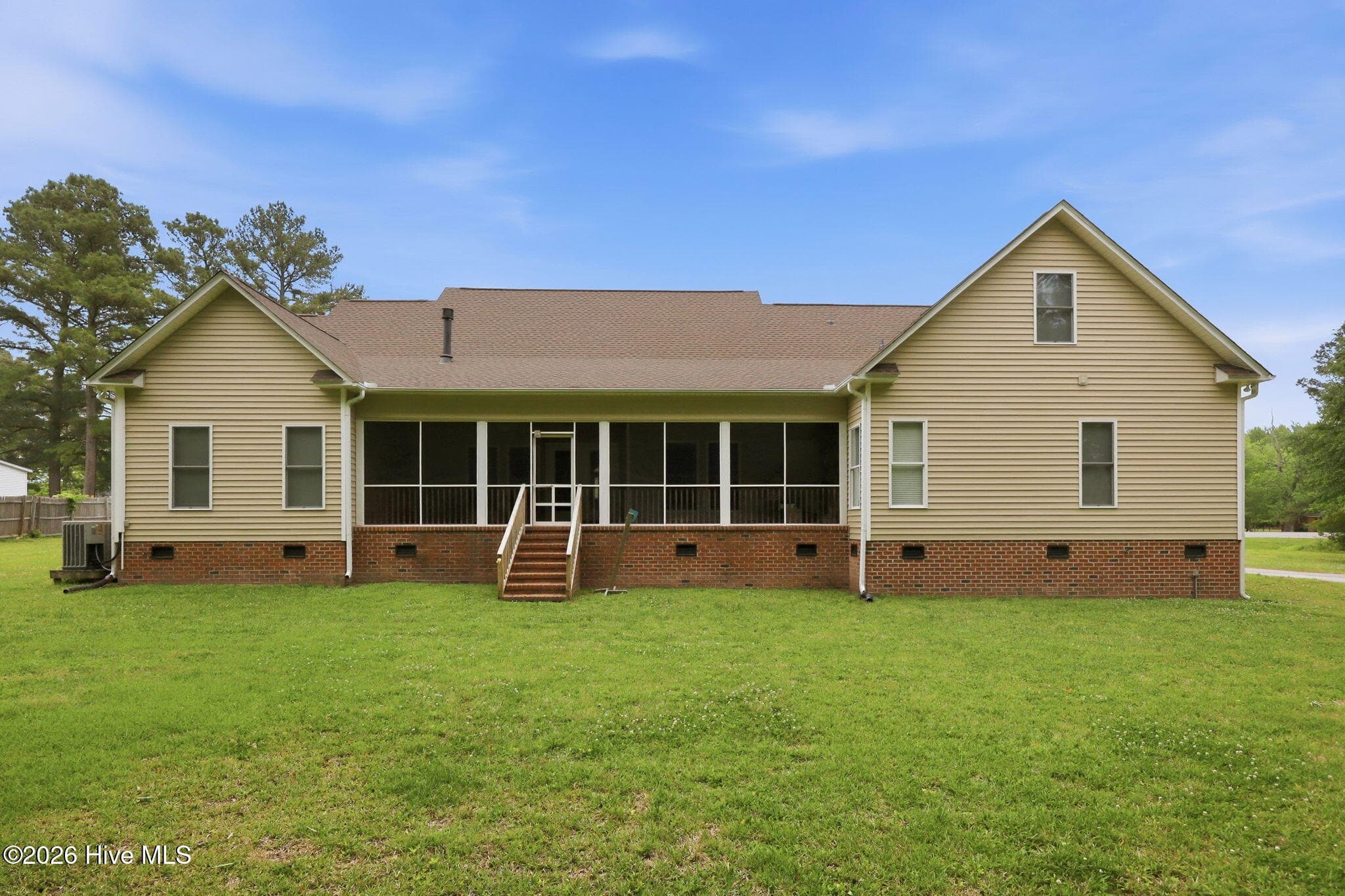 Single Family Residence at 460 Keysville Road, Washington, NC 27889, photo 6 of 56