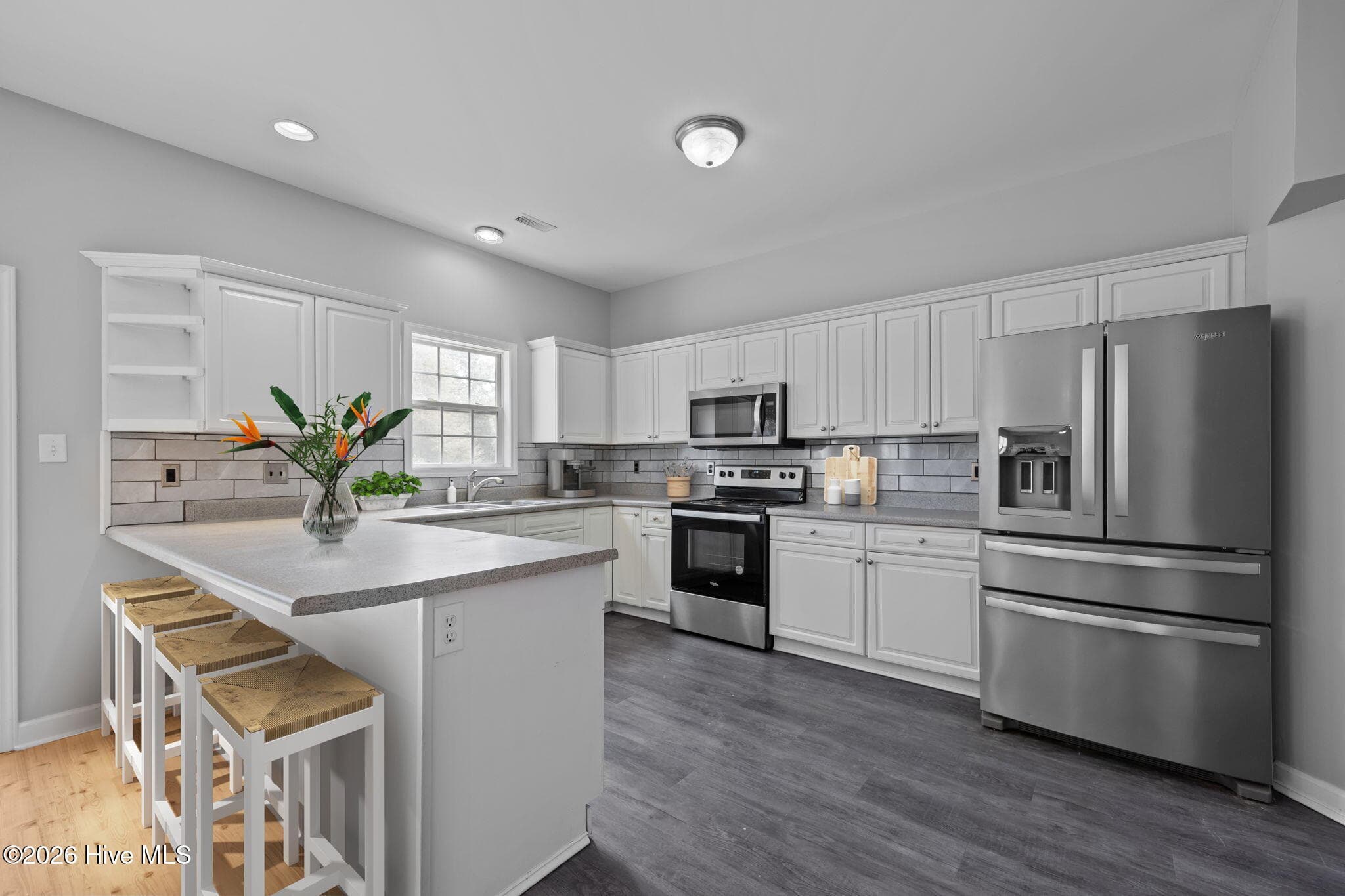 Single Family Residence at 106 Bobwhite Circle, Cape Carteret, NC 28584, photo 15 of 61