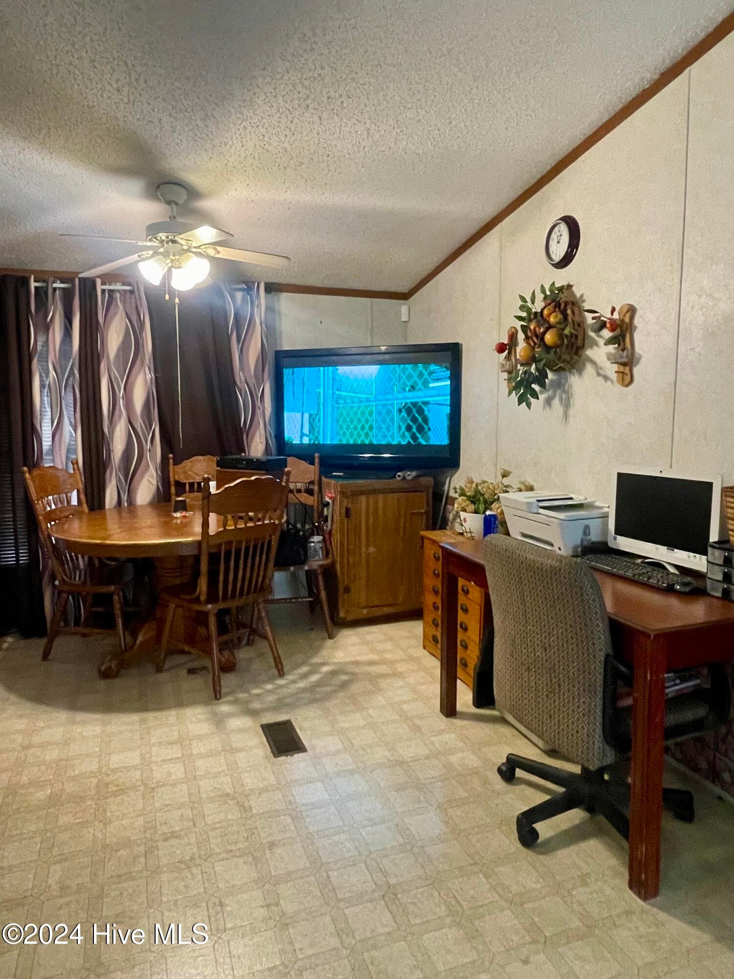 Manufactured Home at 1109 Beegee Lane, Williamston, NC 27892, Williamston, photo 21 of 32