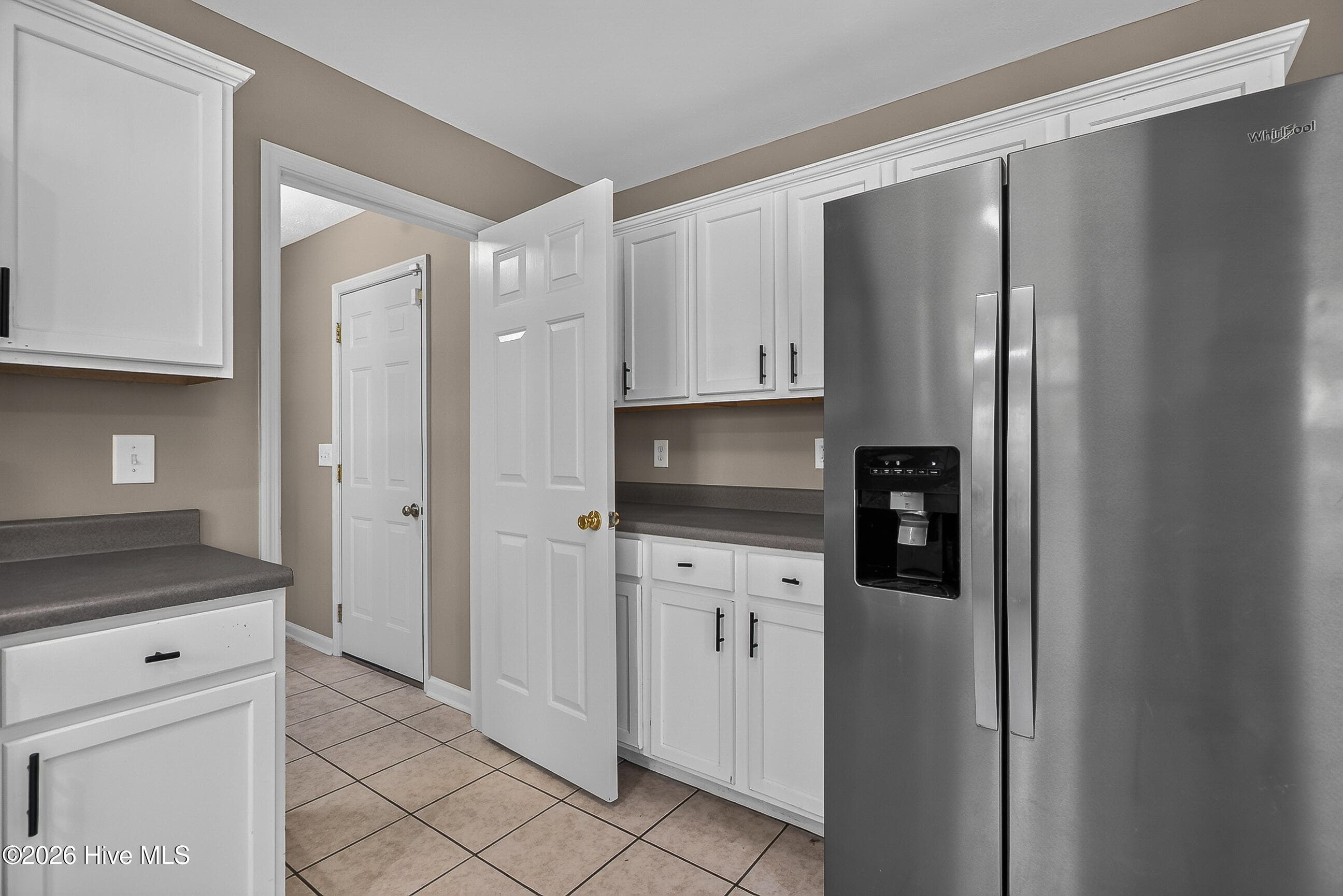 Single Family Residence at 172 E Ridge Court, Jacksonville, NC 28540, photo 19 of 50