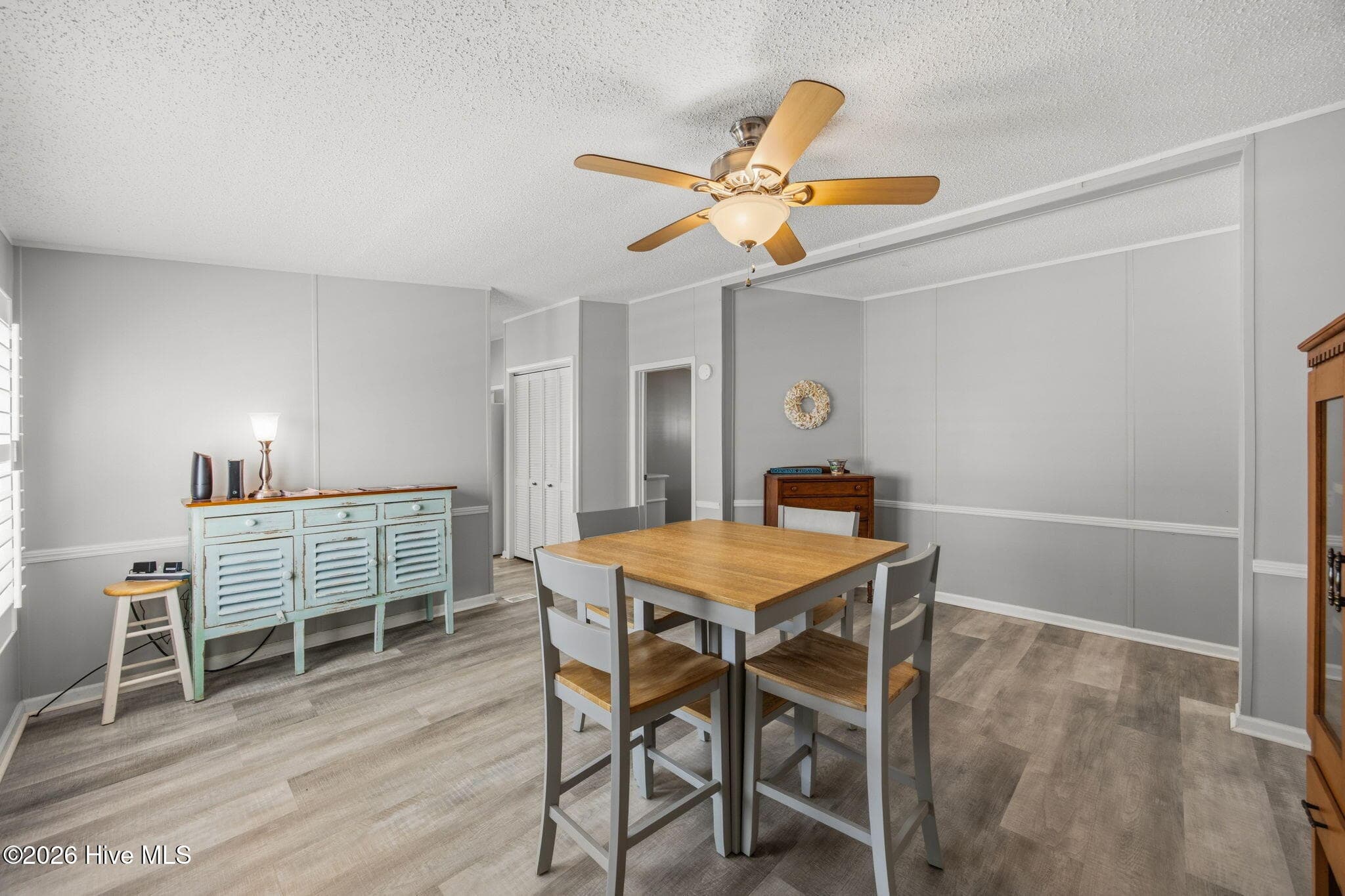 9055 W 9th Street, Surf City, NC 28445