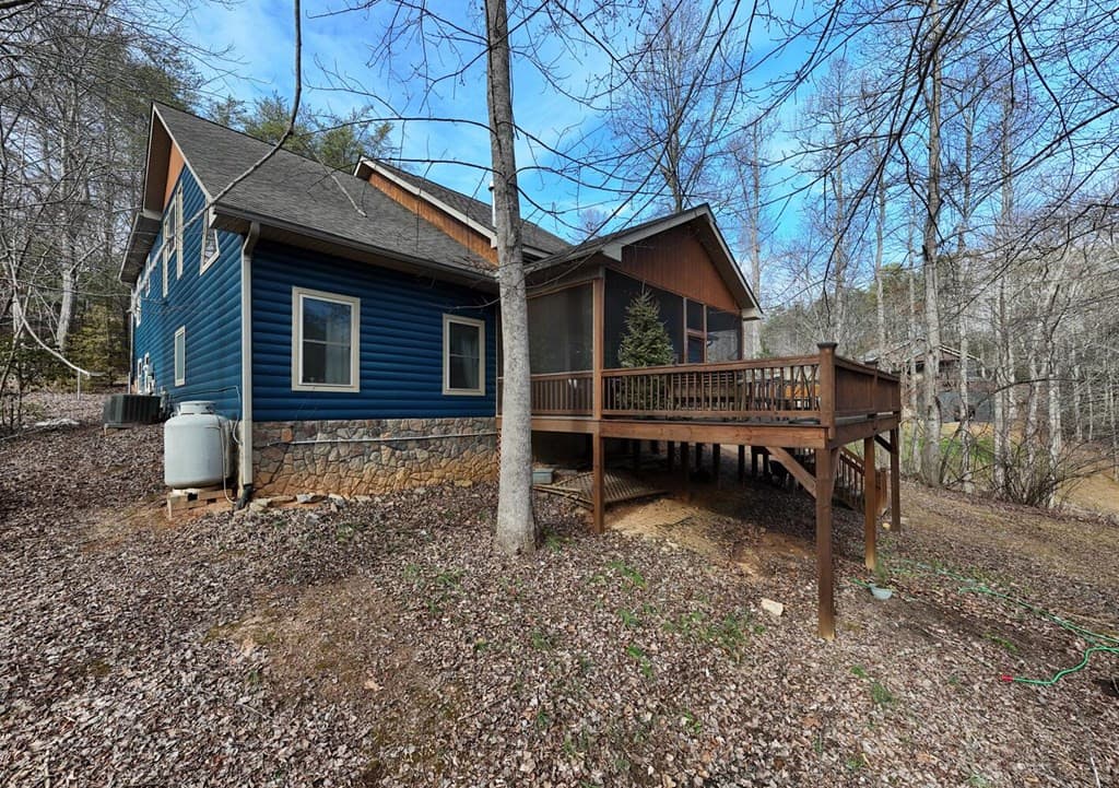 Single Family Residence at 95 Breezy Brook Lane 5, Hayesville, NC 28904, photo 32 of 35