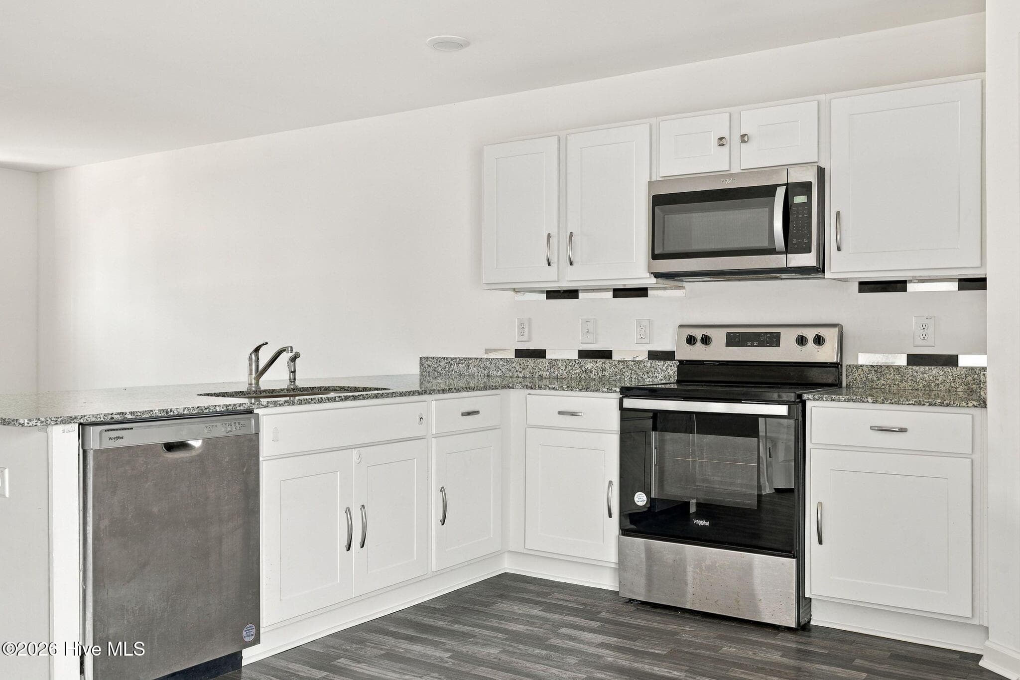 Single Family Residence at 3380 Danfield Drive, Kinston, NC 28504, photo 9 of 42