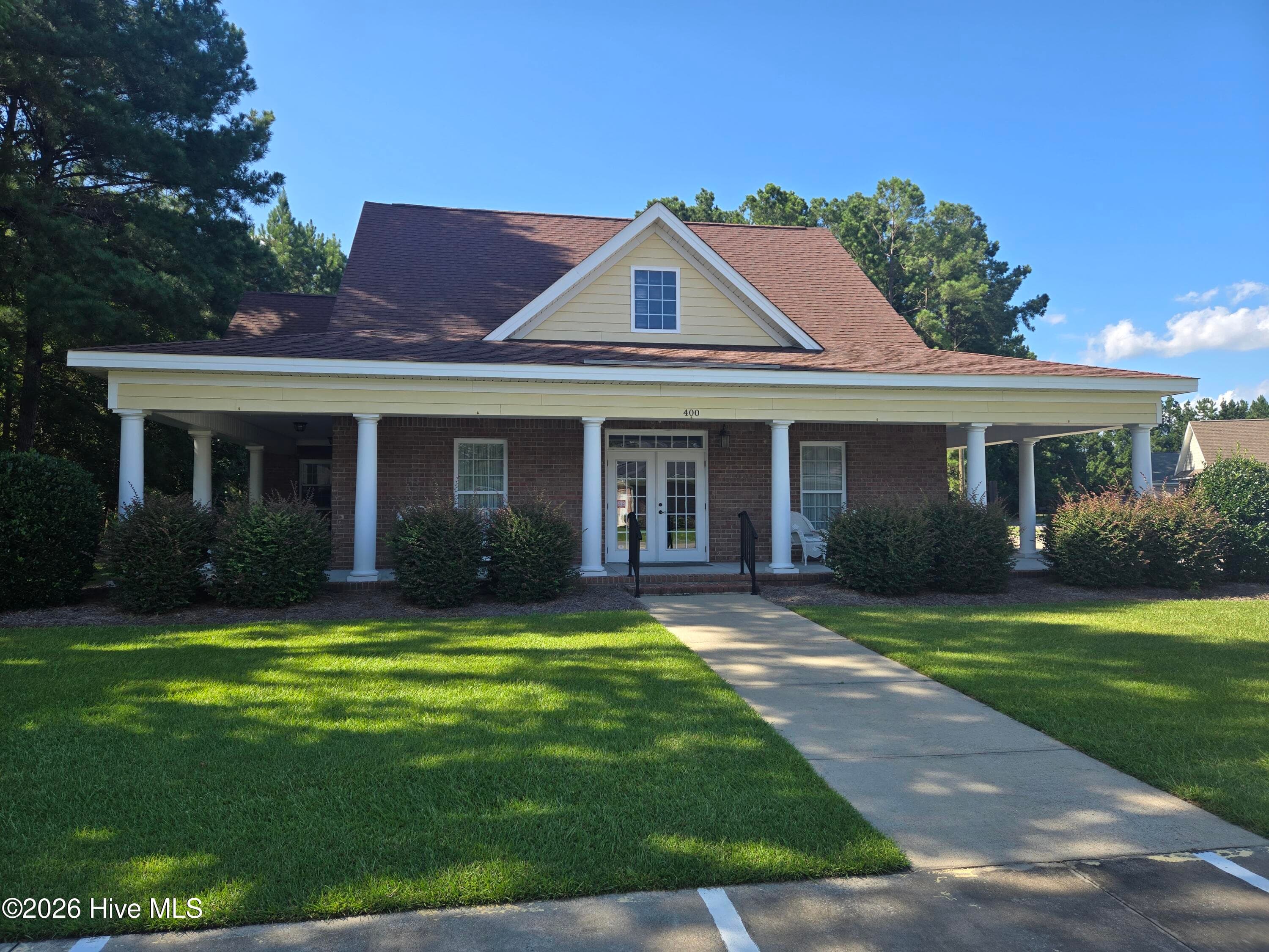 Single Family Residence at 301 Stratton Place, Washington, NC 27889, photo 10 of 12
