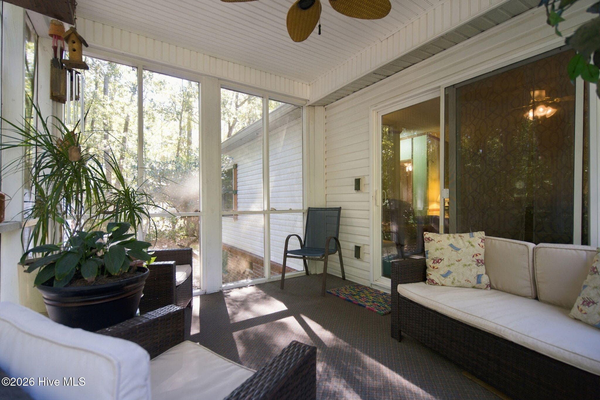 Manufactured Home at 42 Warwick Court, Hampstead, NC 28443, photo 31 of 55