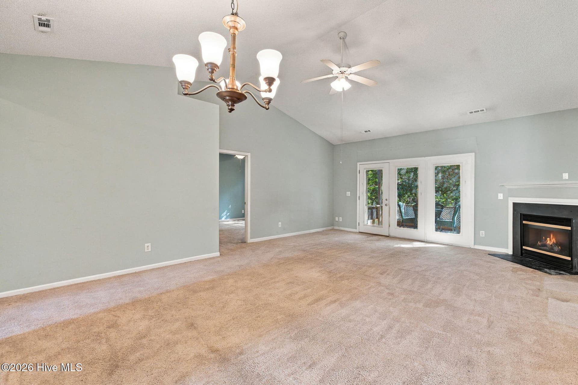 Townhouse at 277 Bonnet Way SE, Southport, NC 28461, photo 5 of 34