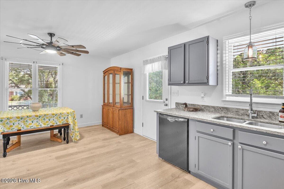 Dining area - 2507 E Oak Island Drive, Oak Island, NC 28465, Oak Island