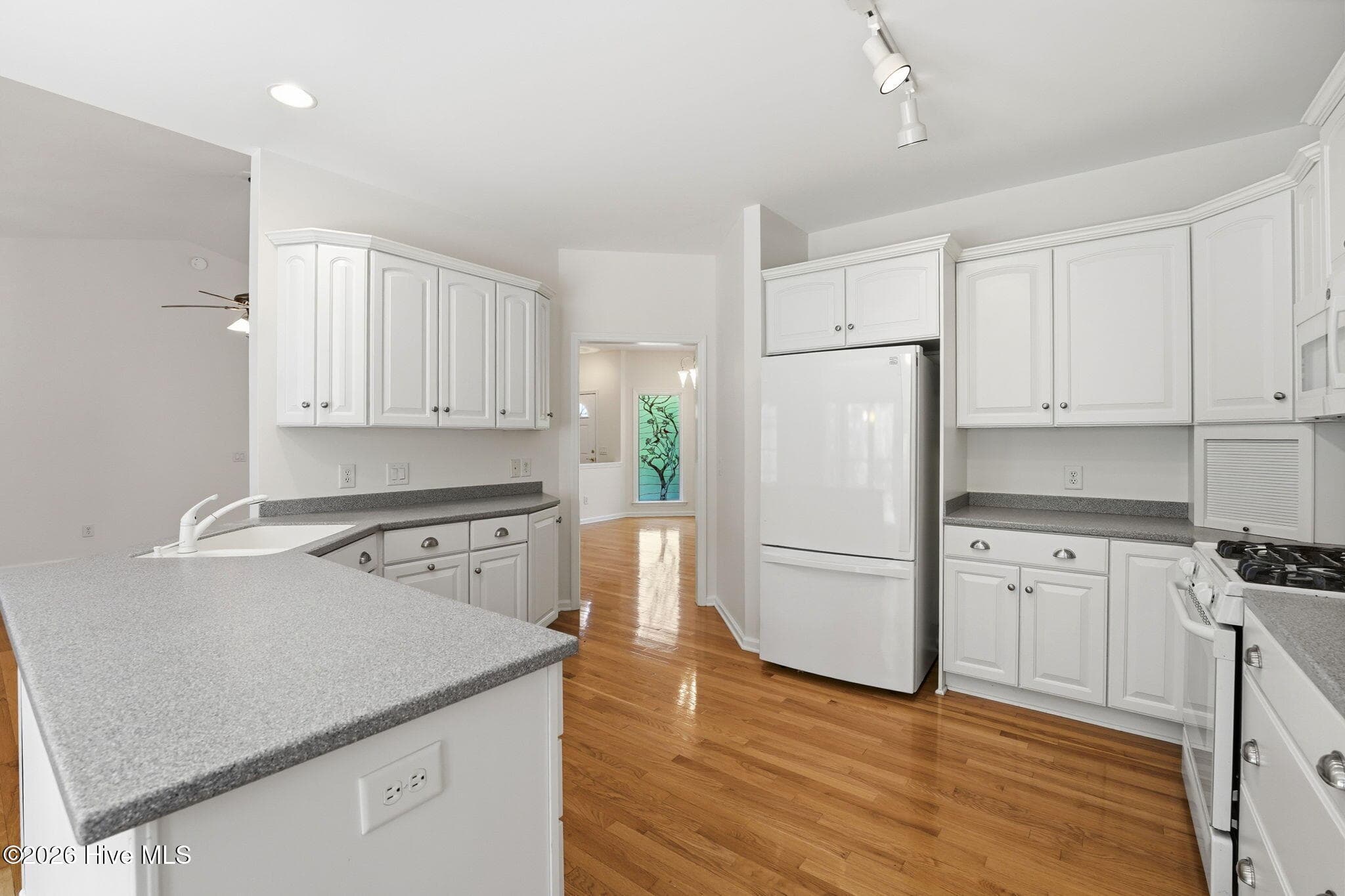 Single Family Residence at 190 Canter Lane, Pinehurst, NC 28374, photo 10 of 37