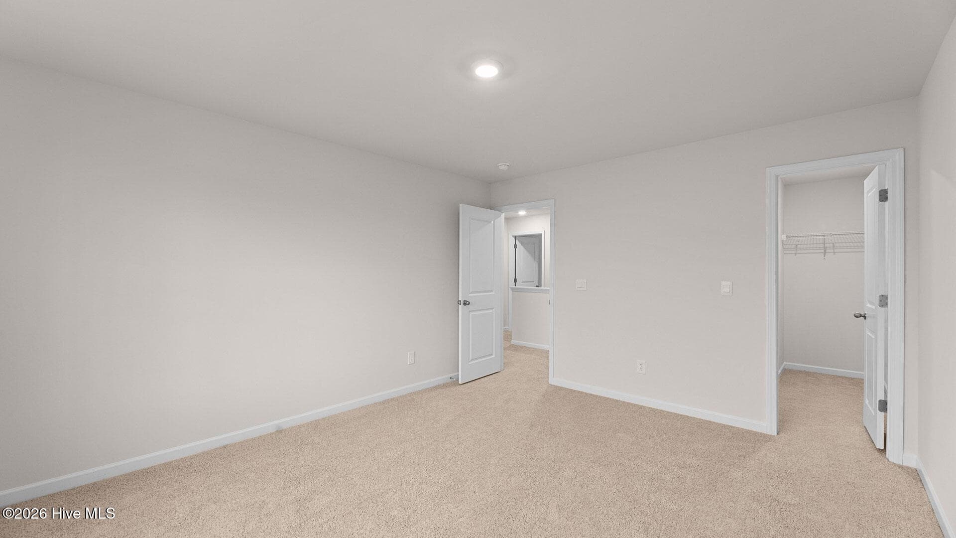 Single Family Residence at 1409 Green Ridge Drive, Winterville, NC 28590, photo 2 of 2