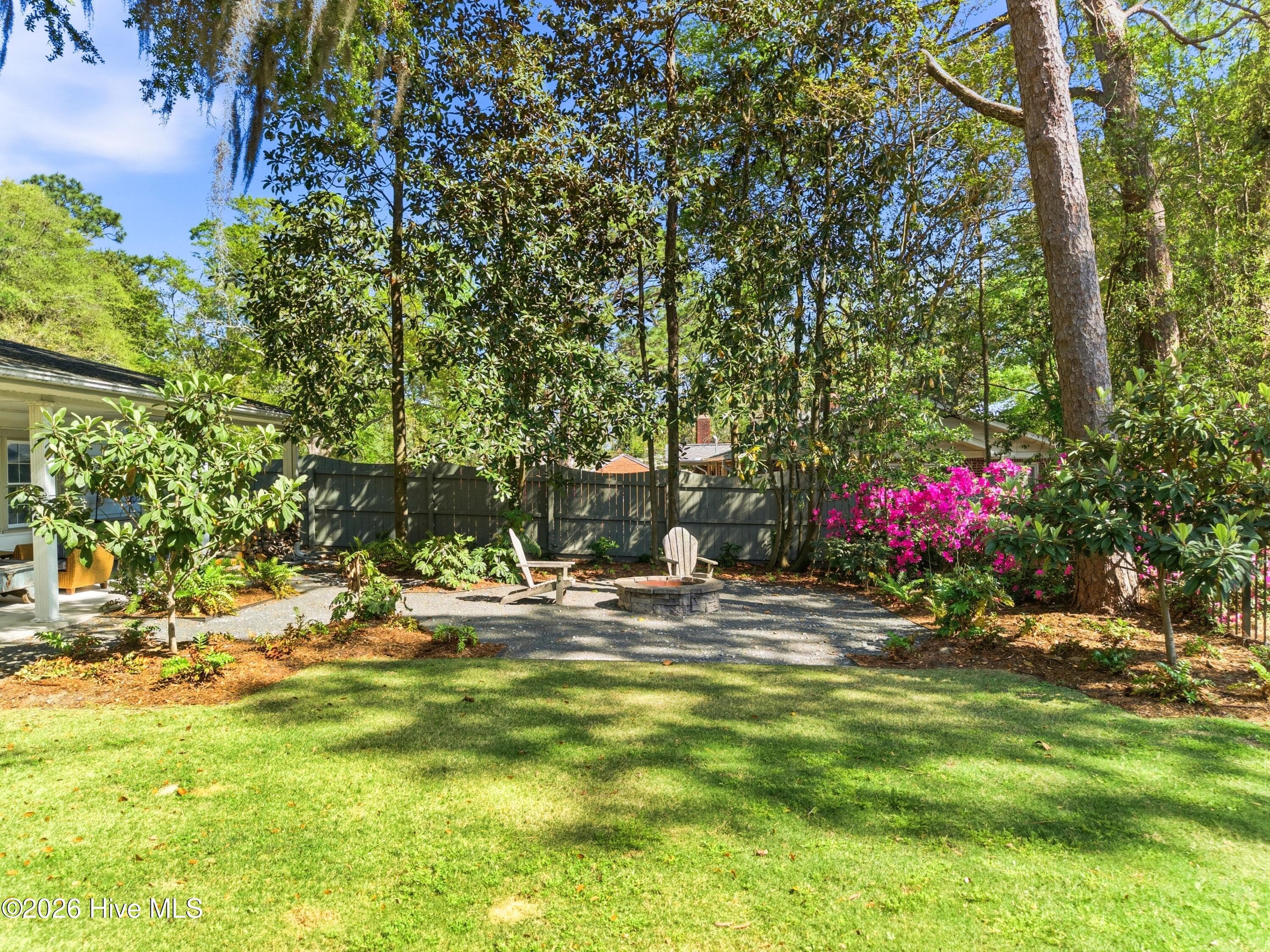 Single Family Residence at 2901 Oleander Drive, Wilmington, NC 28403, Wilmington, photo 19 of 85