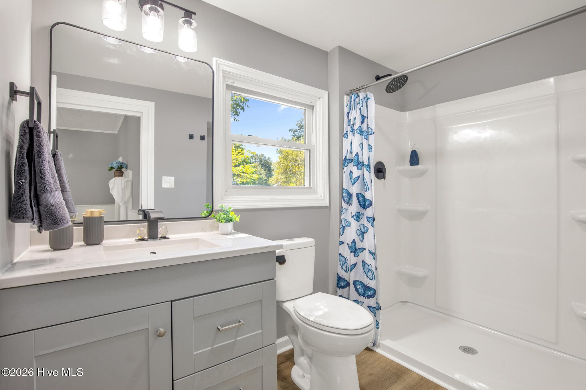 Single Family Residence at 806 W Roseboro Street, Roseboro, NC 28382, Roseboro, photo 17 of 37