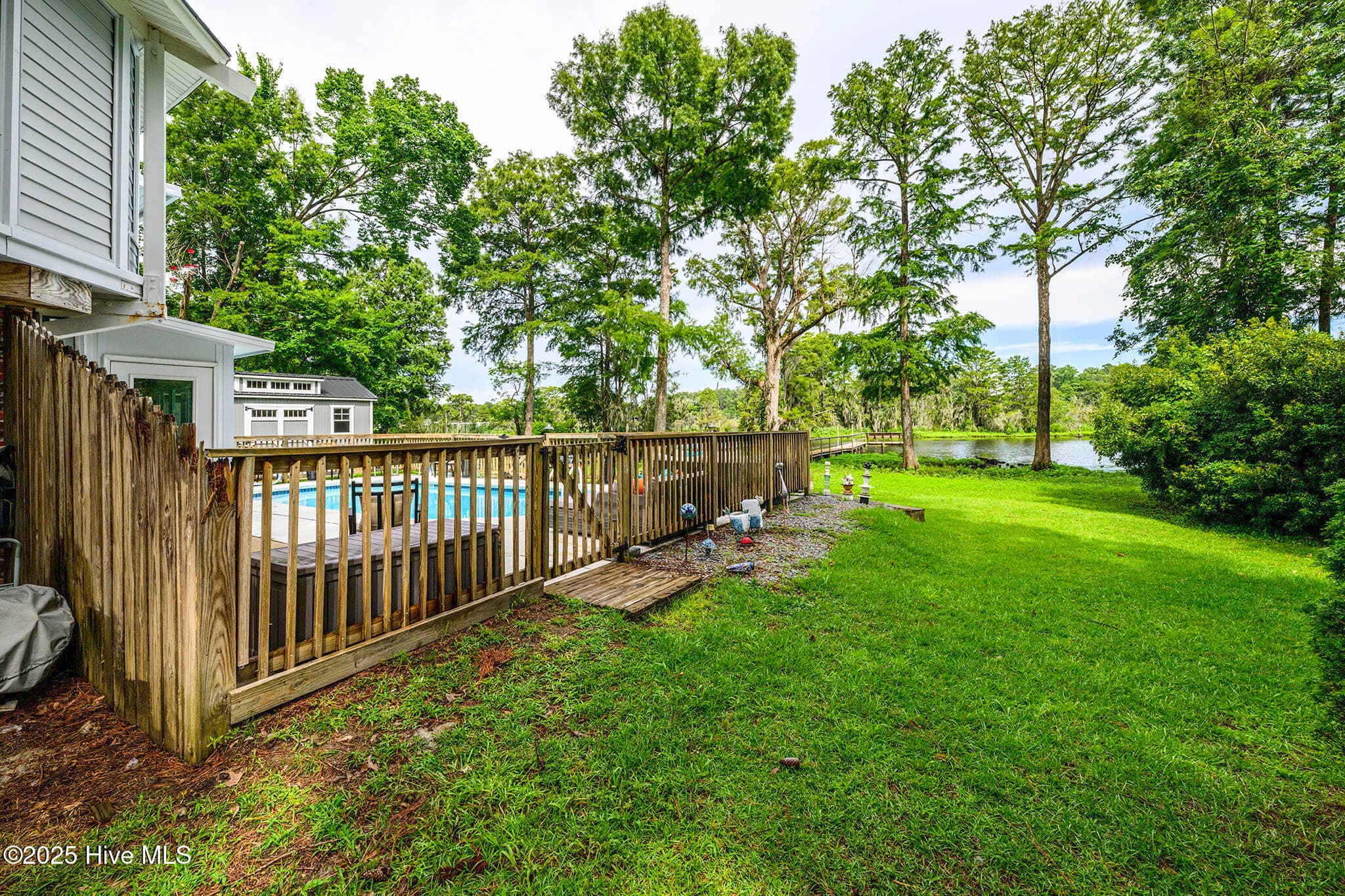Single Family Residence at 210 Gangplank Road, New Bern, NC 28562, photo 65 of 86
