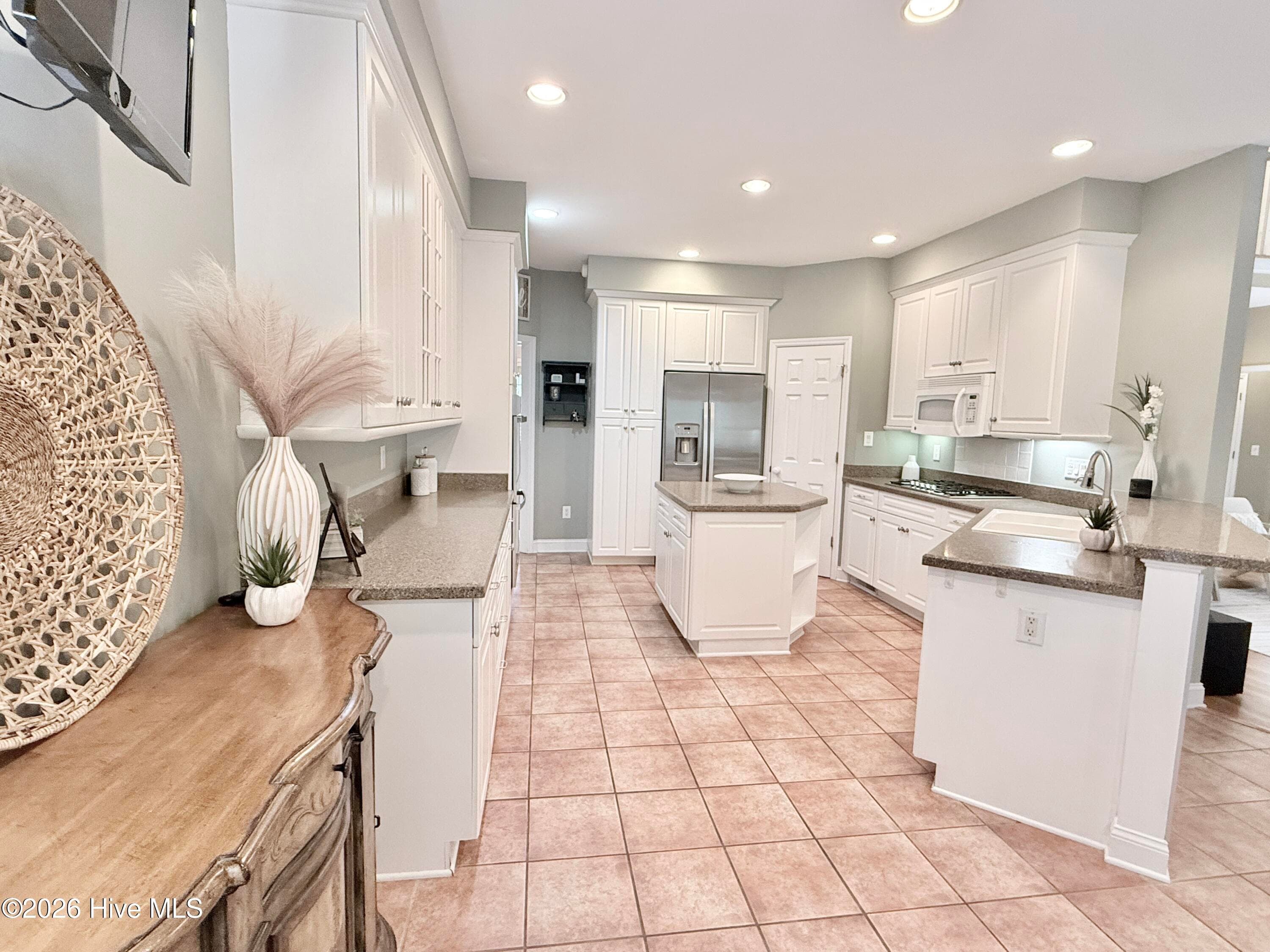 Single Family Residence at 722 S Paisley Court, Wilmington, NC 28409, photo 38 of 114