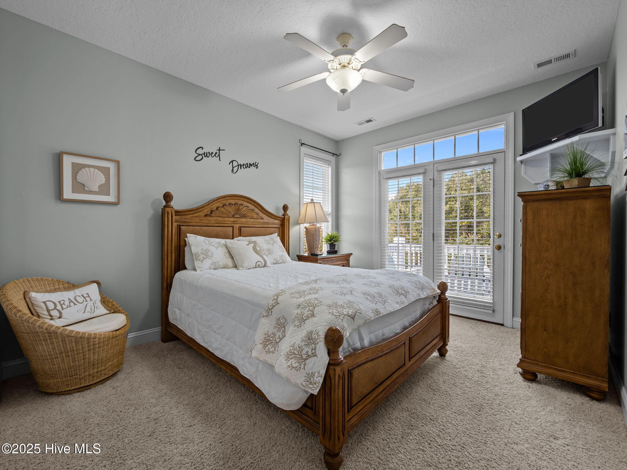 Single Family Residence at 9902 Colonel Hanson Court, Emerald Isle, NC 28594, photo 23 of 56