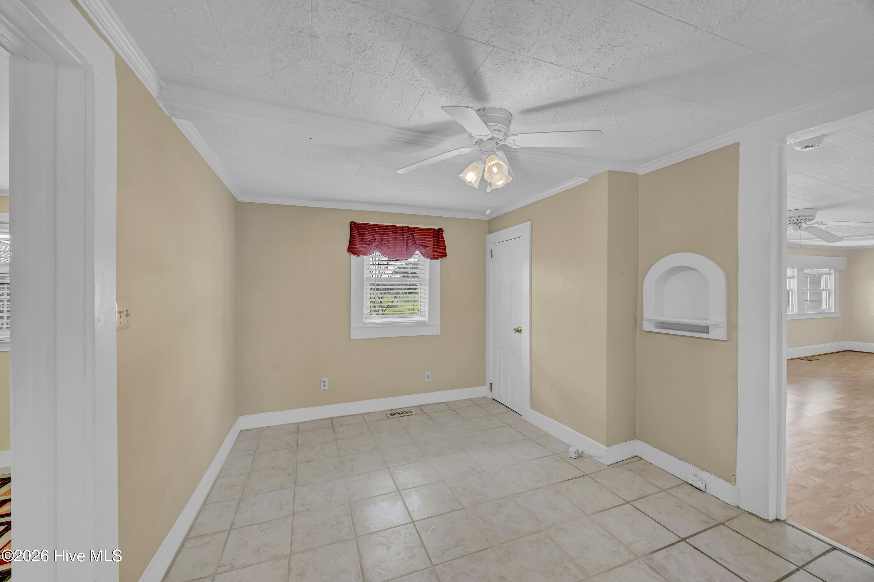Single Family Residence at 4027 S Nc Hwy 11, Wallace, NC 28466, photo 17 of 27