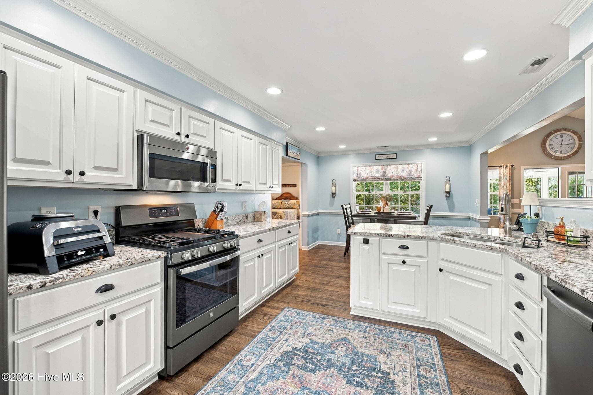 Single Family Residence at 100 Fern Court, New Bern, NC 28562, photo 19 of 53
