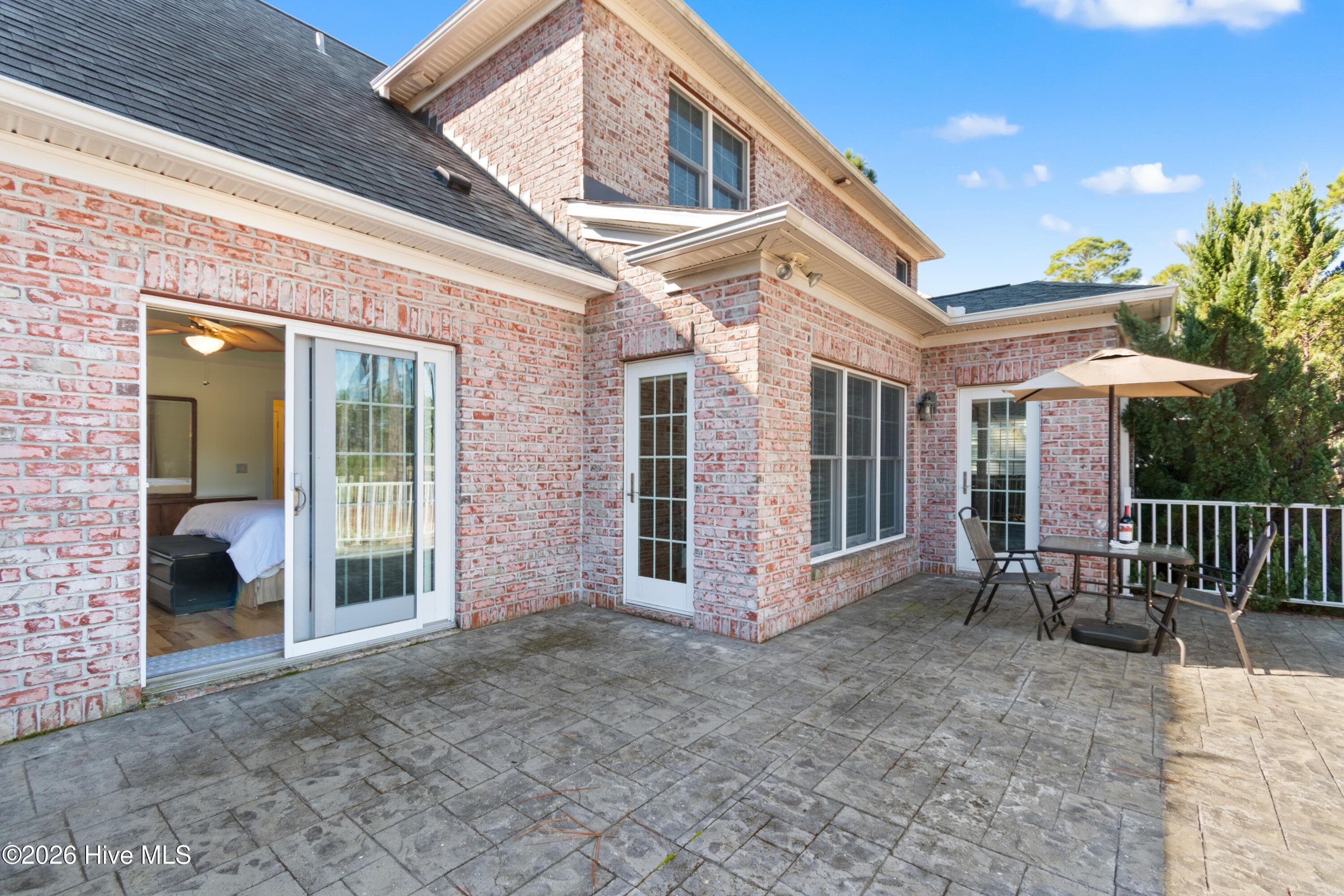 Single Family Residence at 3227 Moss Hammock Wynd, Southport, NC 28461, photo 30 of 87