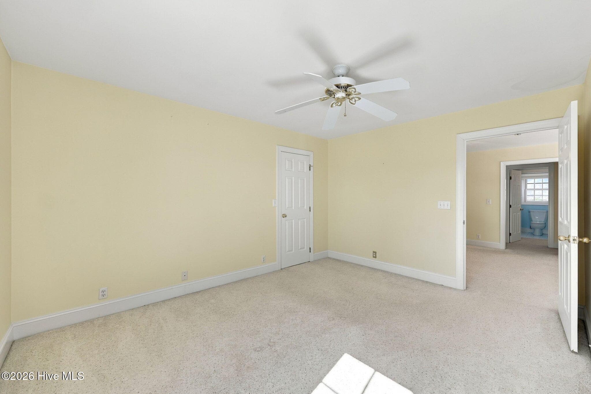 Single Family Residence at 526 Ballast Point Road, Hampstead, NC 28443, photo 37 of 67
